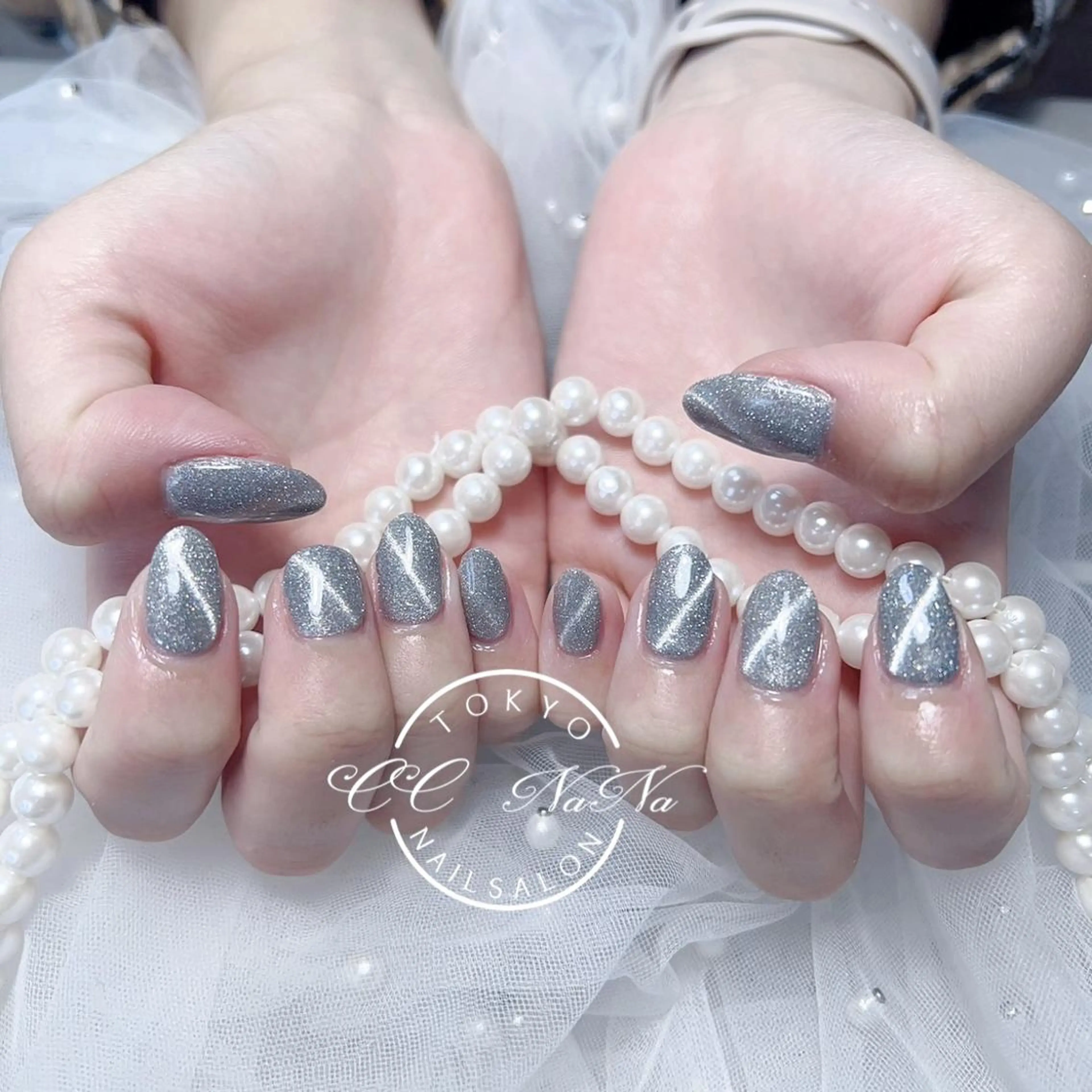 ネイル アートネイル チークネイル フラッシュネイル ハート キラキラネイル 韓国風ワンホンネイル パラジェル🩵roのネイルデザイン