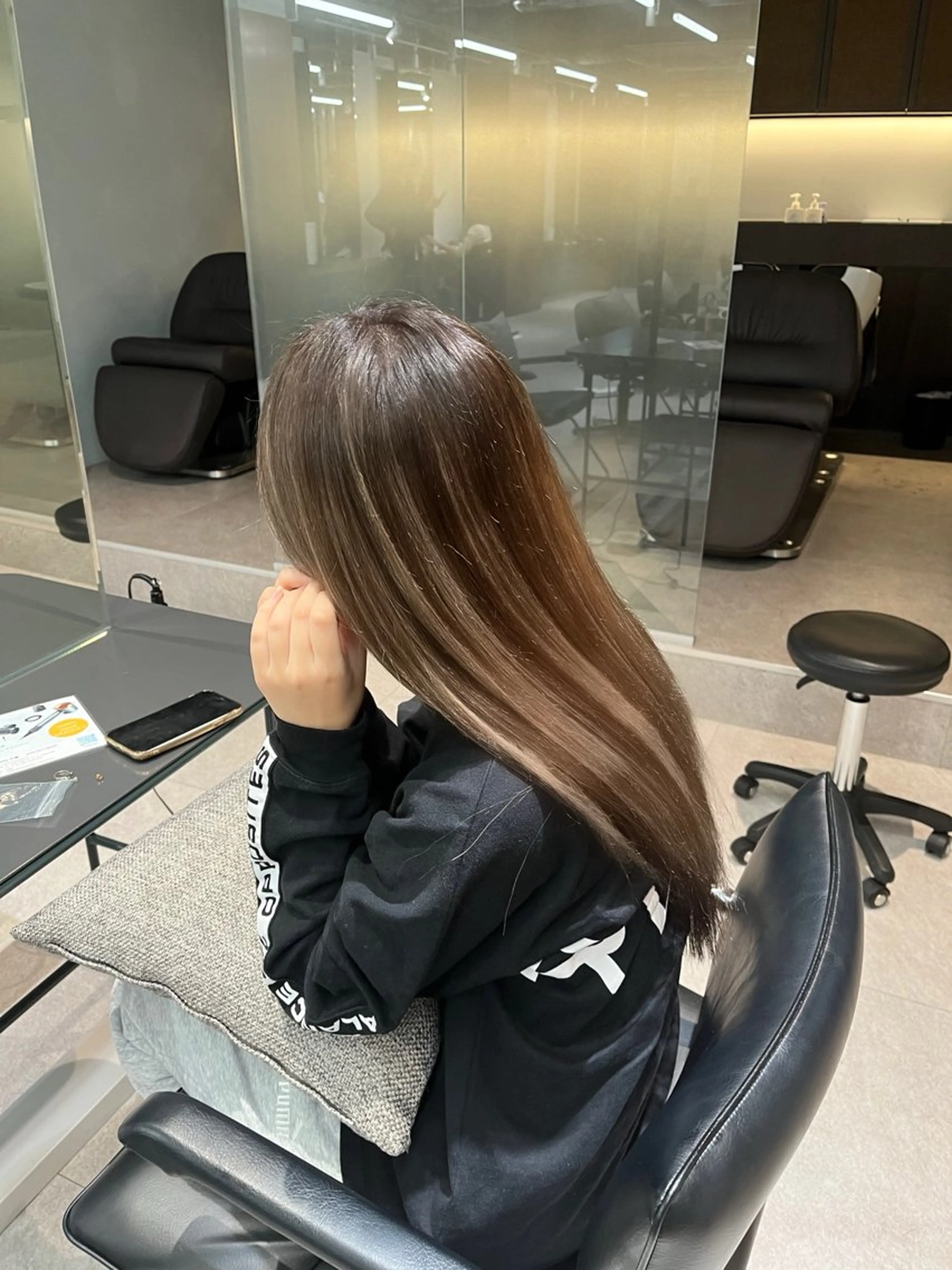 カラー films所属・AYA/films 韓国/レイヤー／ボブのヘアスタイル