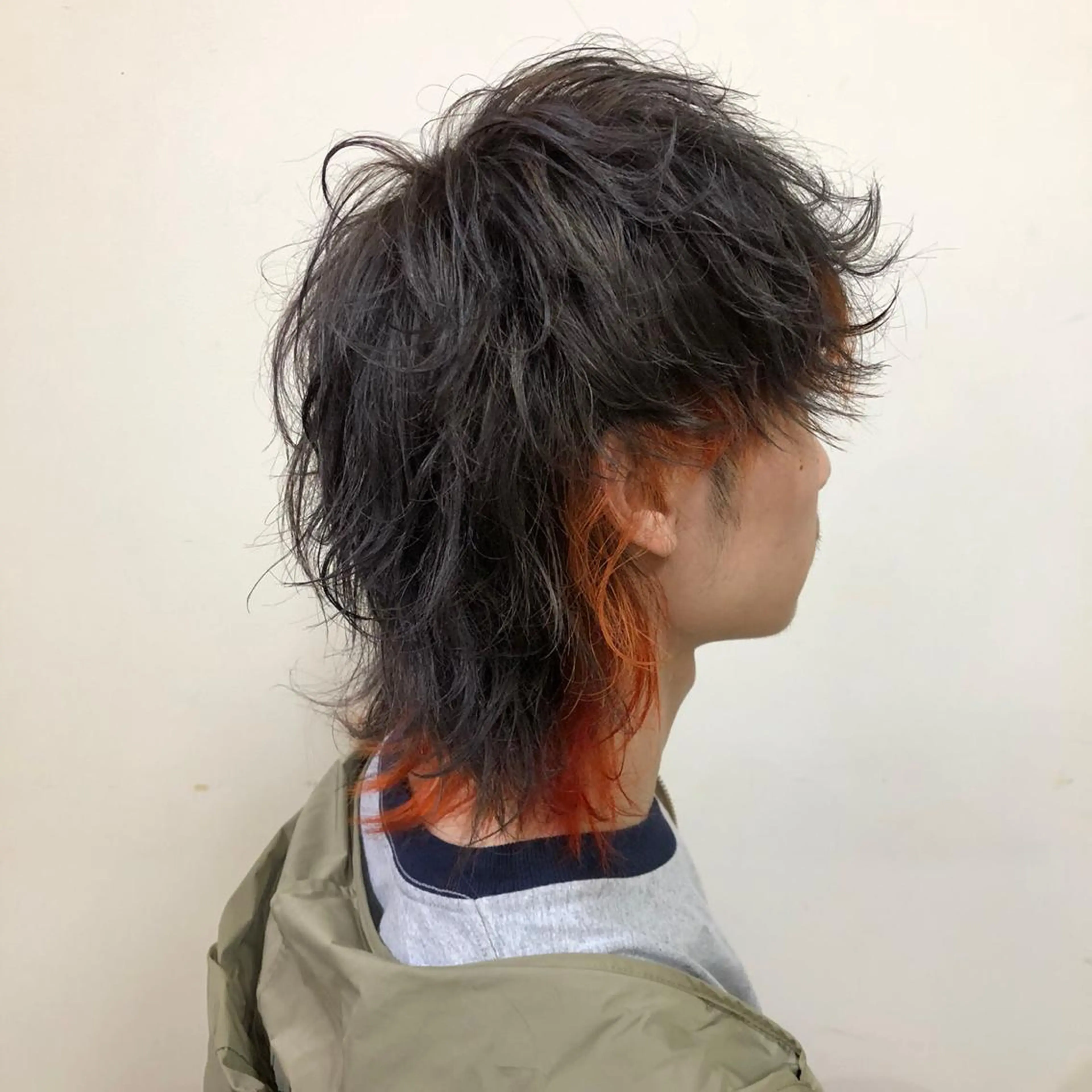 カット+ブリーチ＋カラーの写真