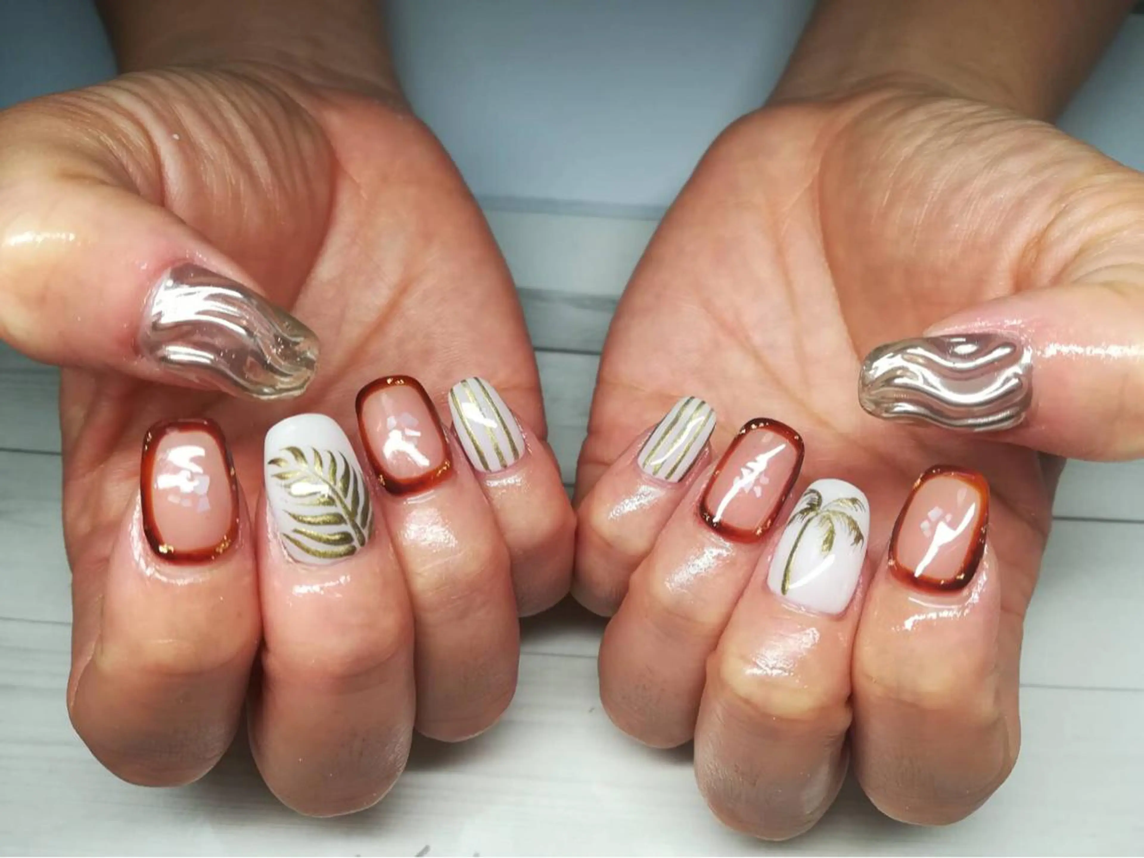 ネイル Li'leaNail AINAのネイルデザイン