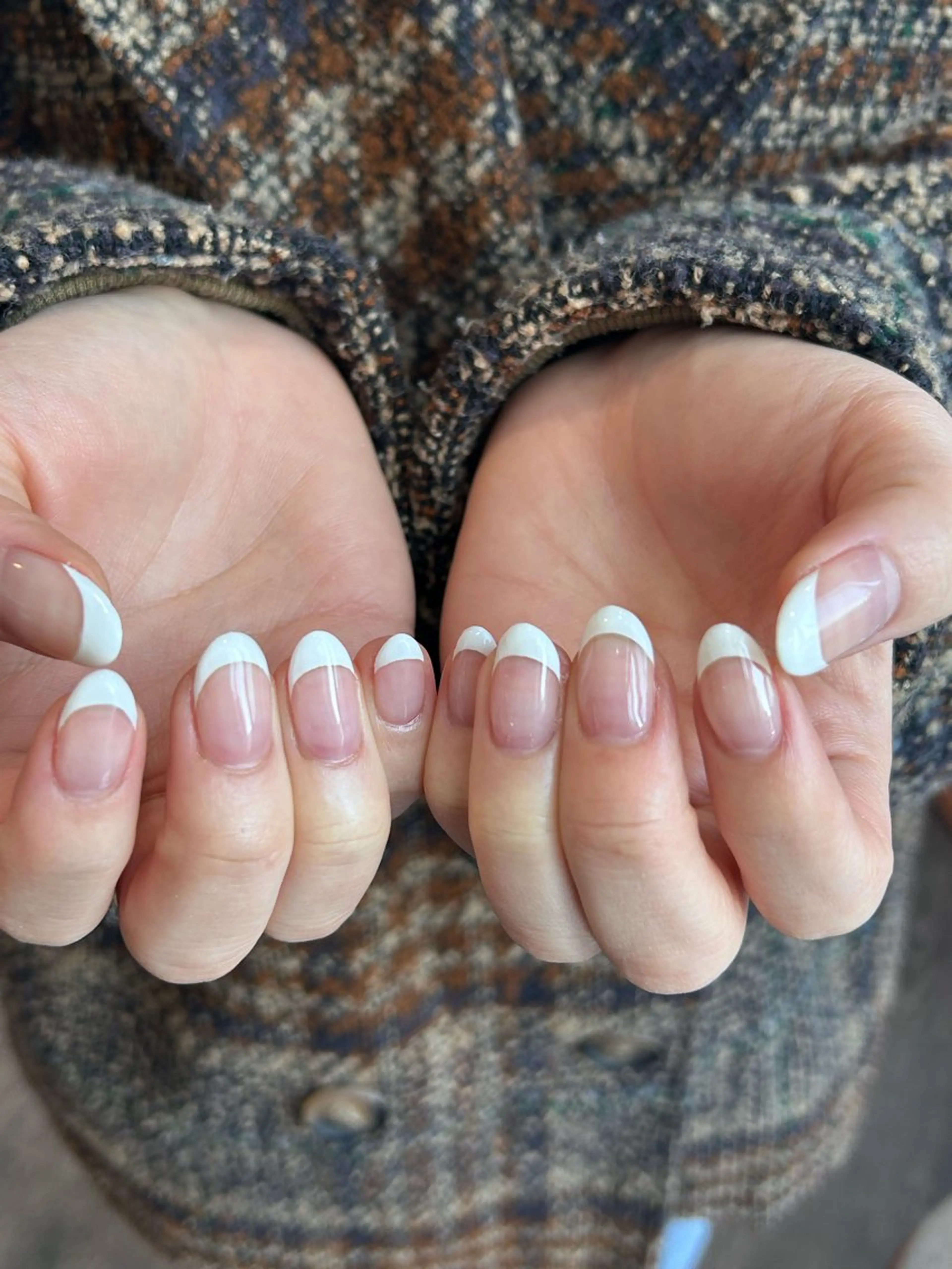 ネイル クリアネイル フレンチネイル ハンドネイル Yarm As Etelのネイルデザイン