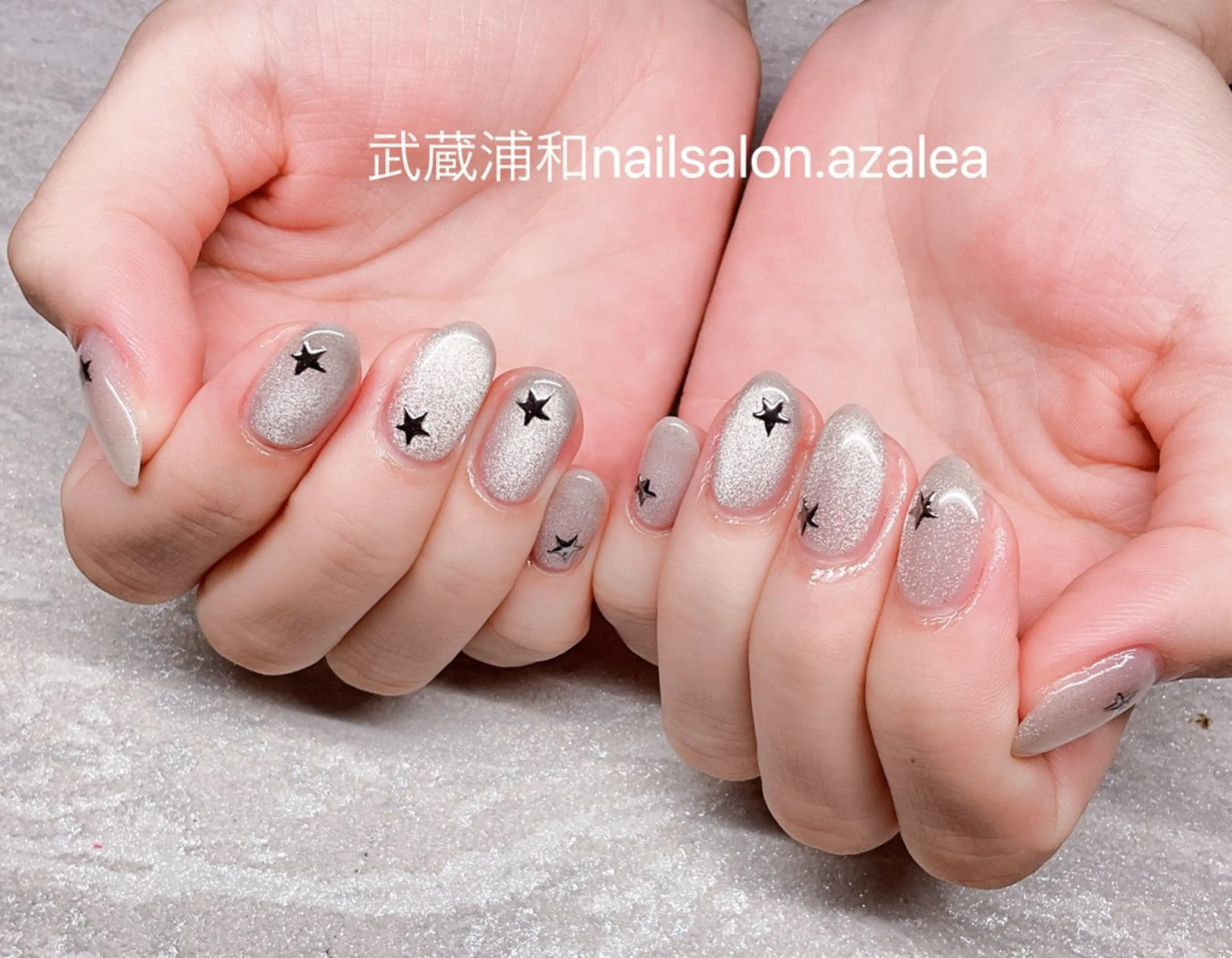 ネイル ハンドネイル R inのネイルデザイン