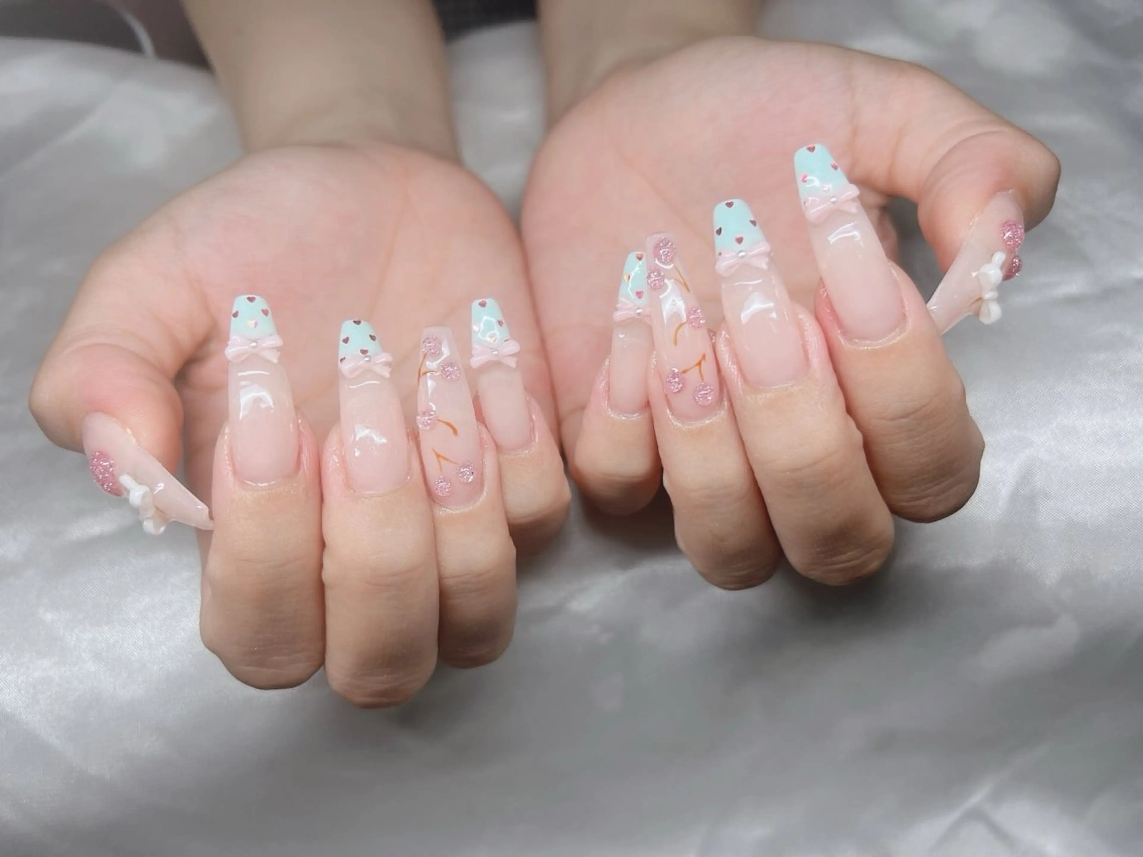 ネイル 長さ出し グラデーション キラキラネイル マグネットネイル ニュアンスネイル Lee Nails チップ長さだし専門店のネイルデザイン