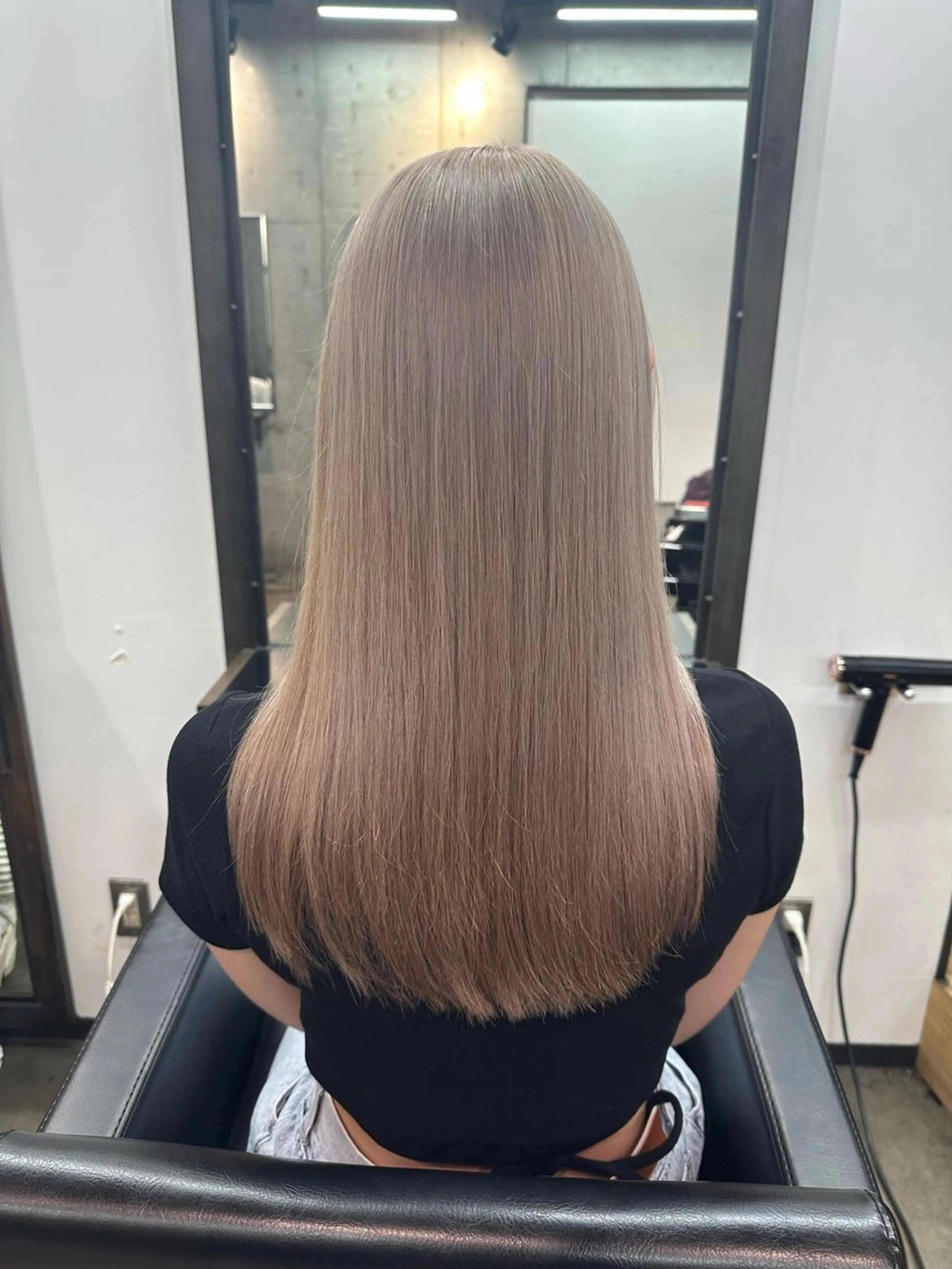 セミロング カラー ブリーチ ケアブリーチ トリートメント 🫧シールエクステ/ カラー🫧アサミ️のヘアスタイル