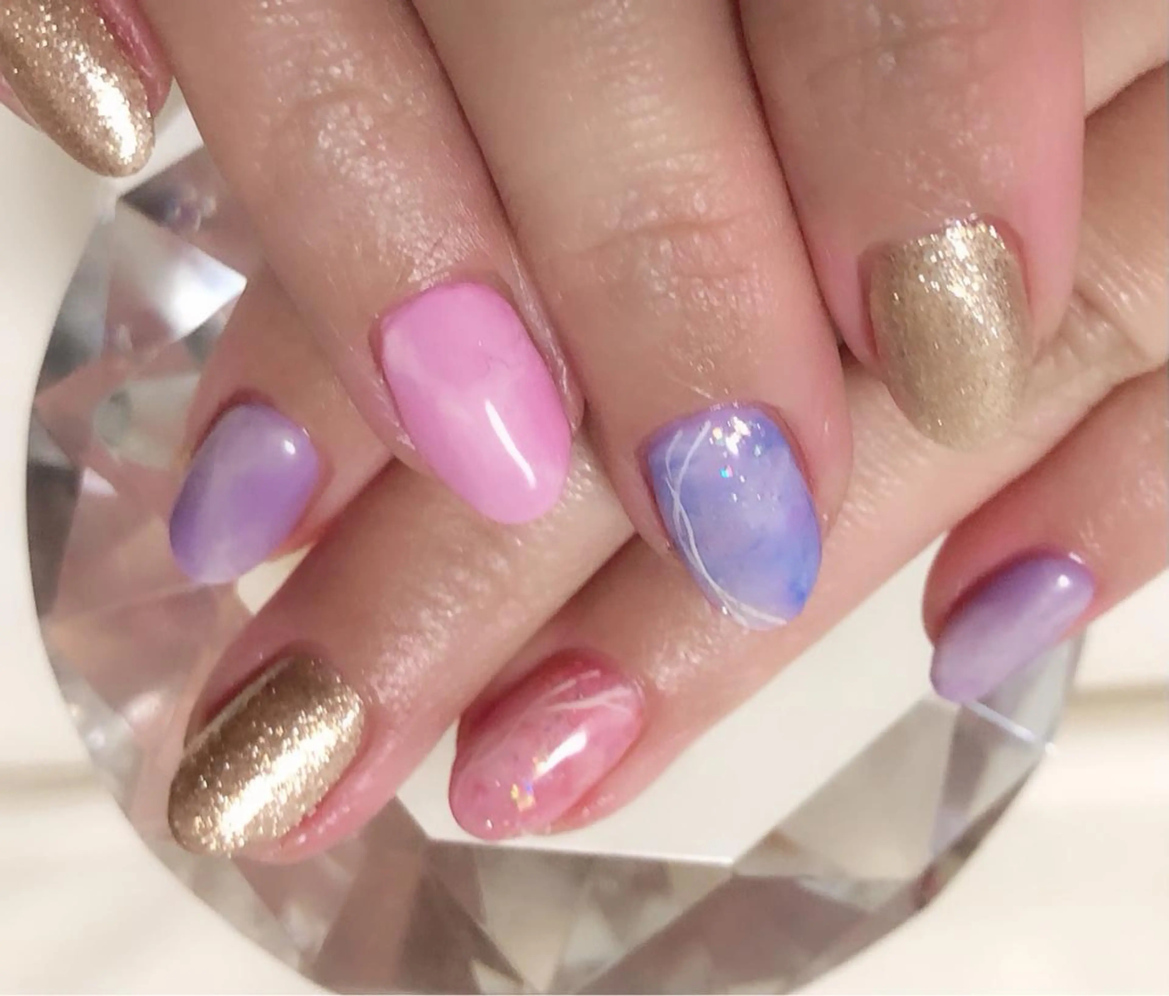 ネイル 大理石ネイル(マーブル) 桜 成美のエステ・リラクイメージ