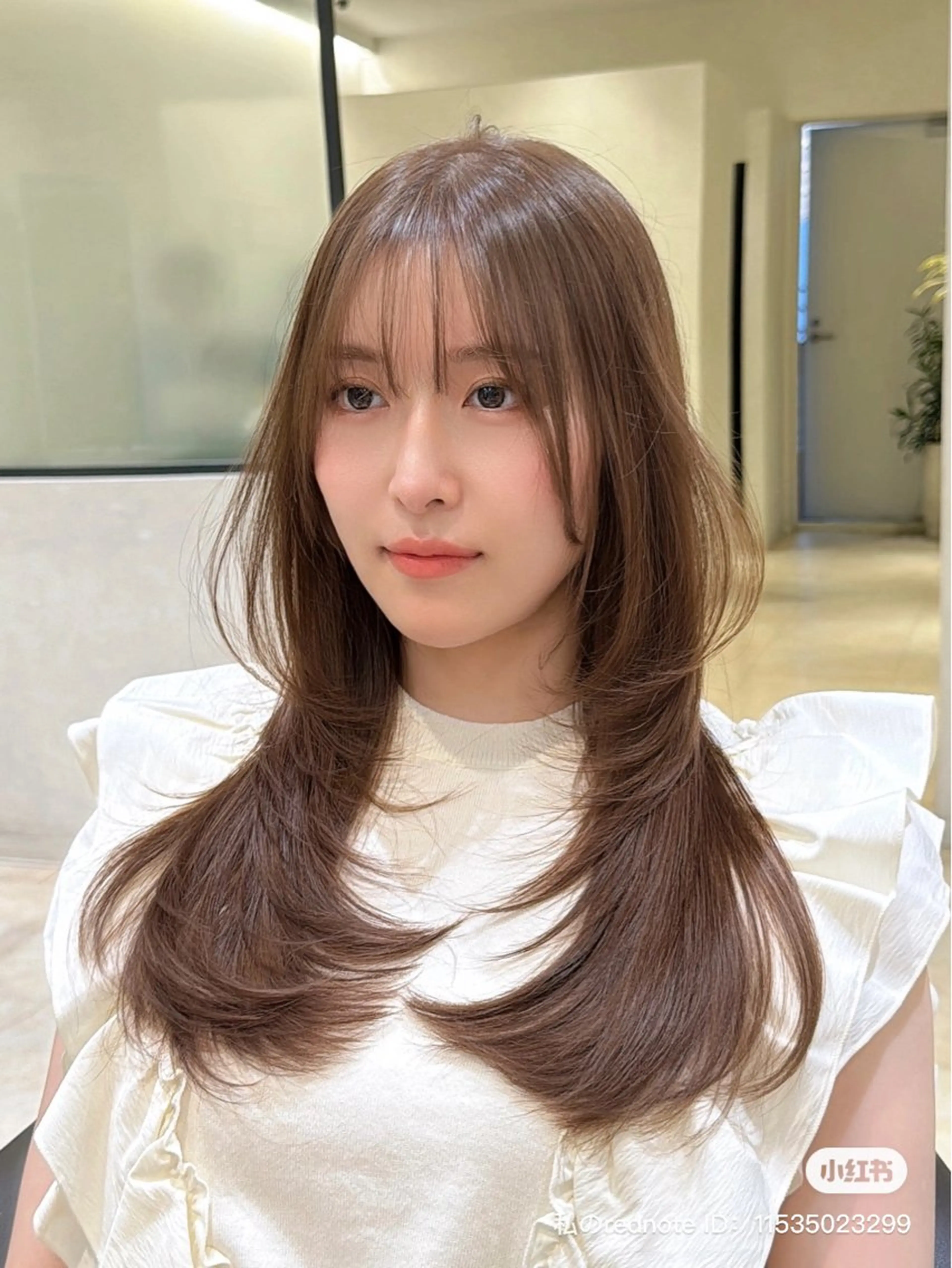 ロング カラー パーマ ヘアアレンジ カット ヘアカラー トリートメント JYUNESU所属・韓国・韓国ヘア 髪質改善のヘアスタイル