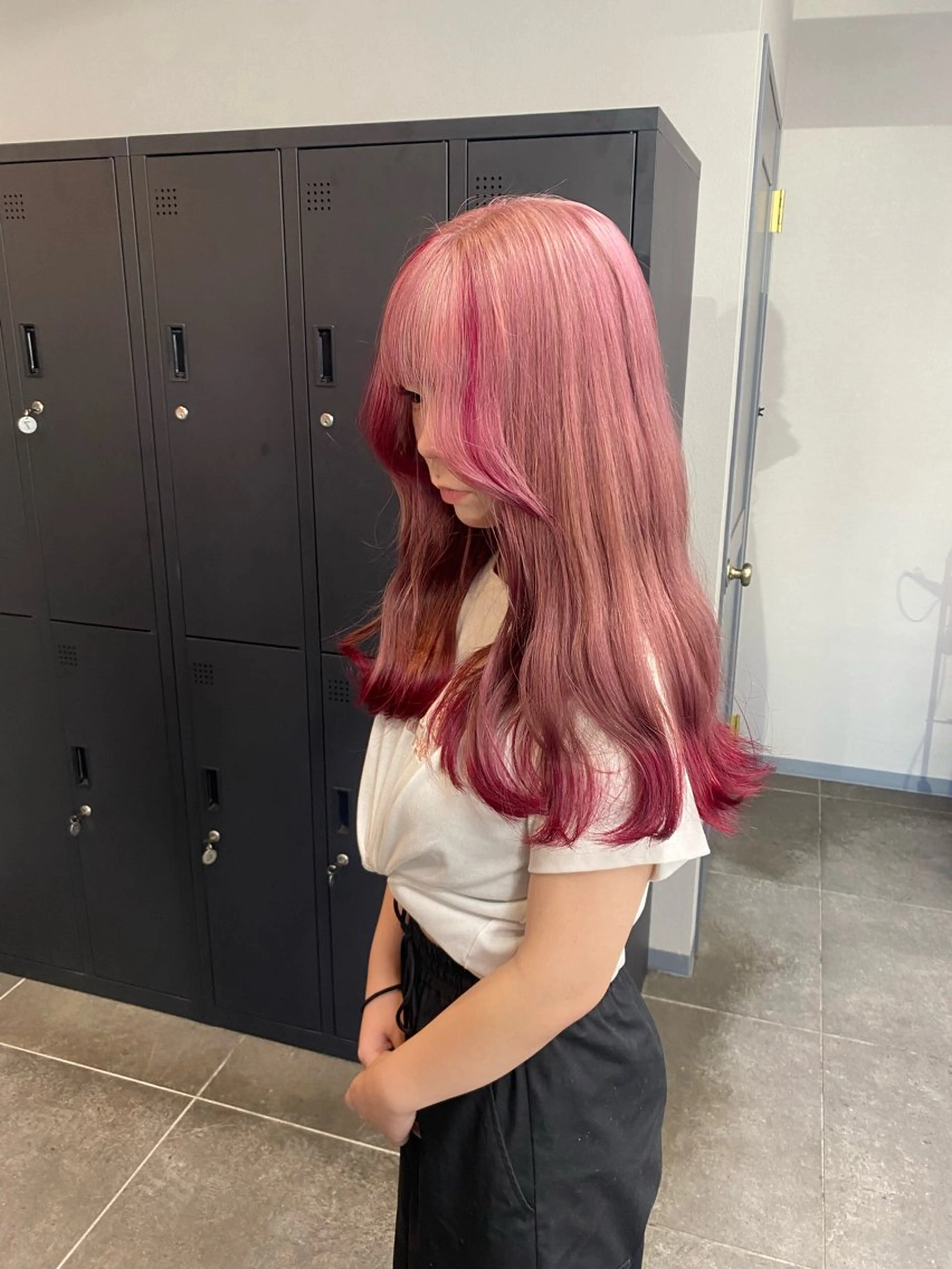 ロング maco 艶感ハイトーン🦋のヘアスタイル