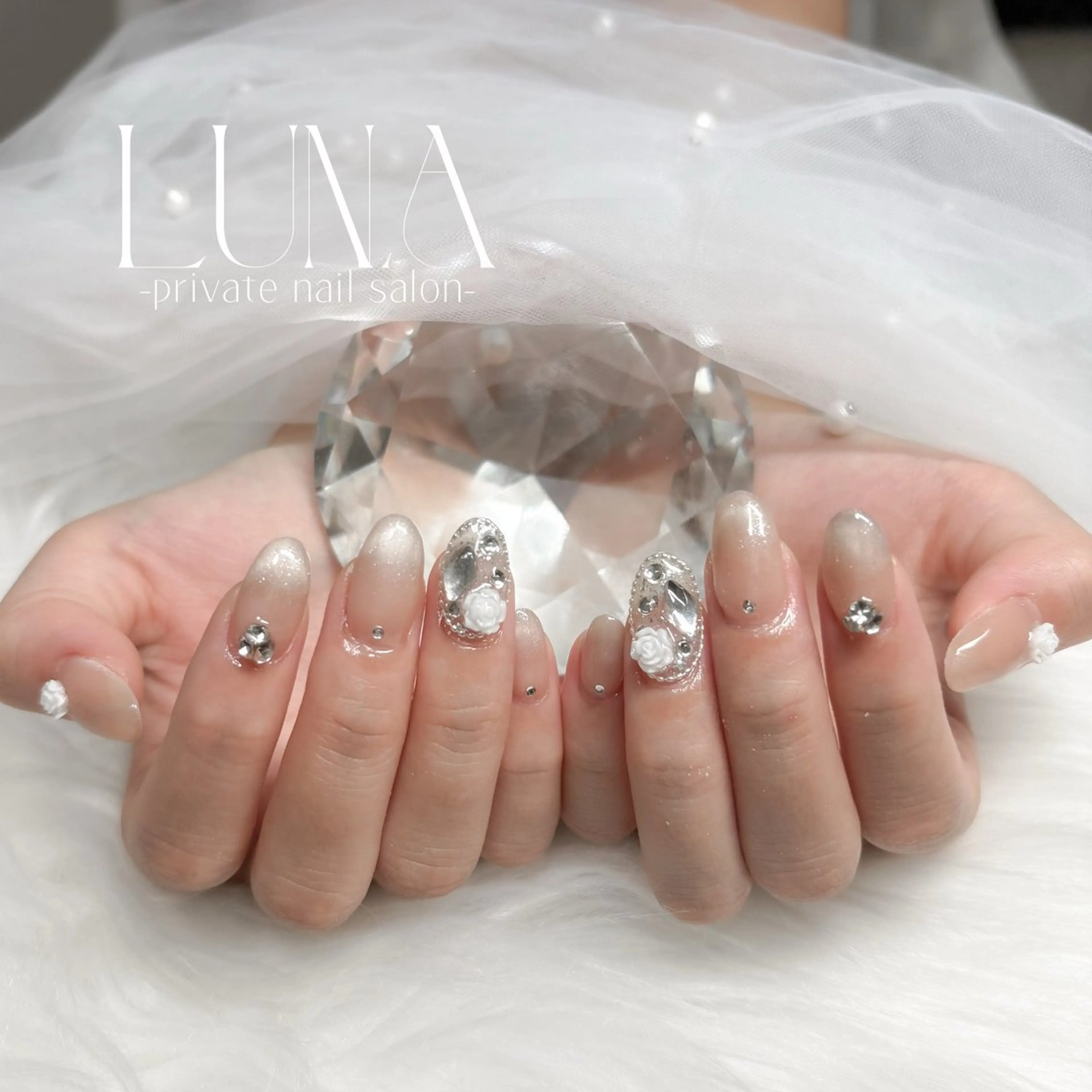 ネイル ハンドネイル LUNA MAIのネイルデザイン