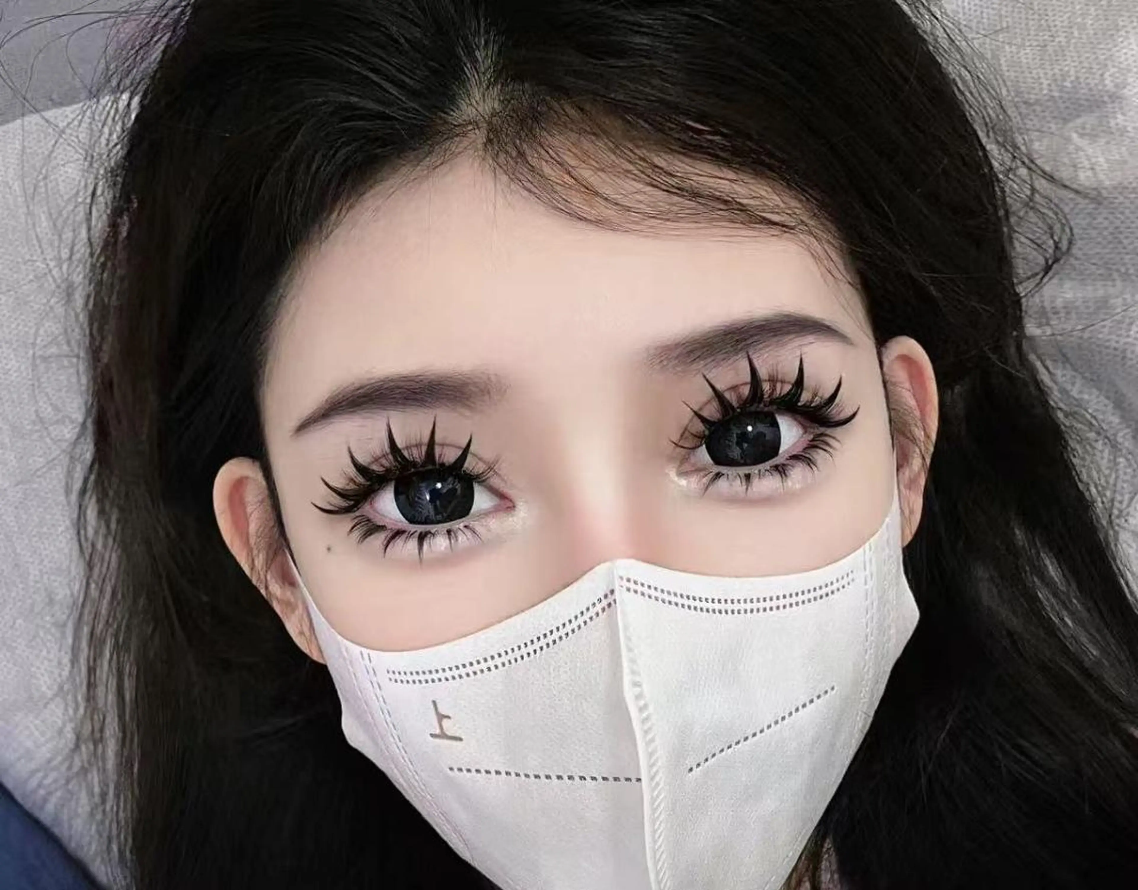 ins大人気ワンホンマツエク‼️漫画マツエク濃いめ(ボリュームラッシュ上つけ放題) 新規オフ無料の写真