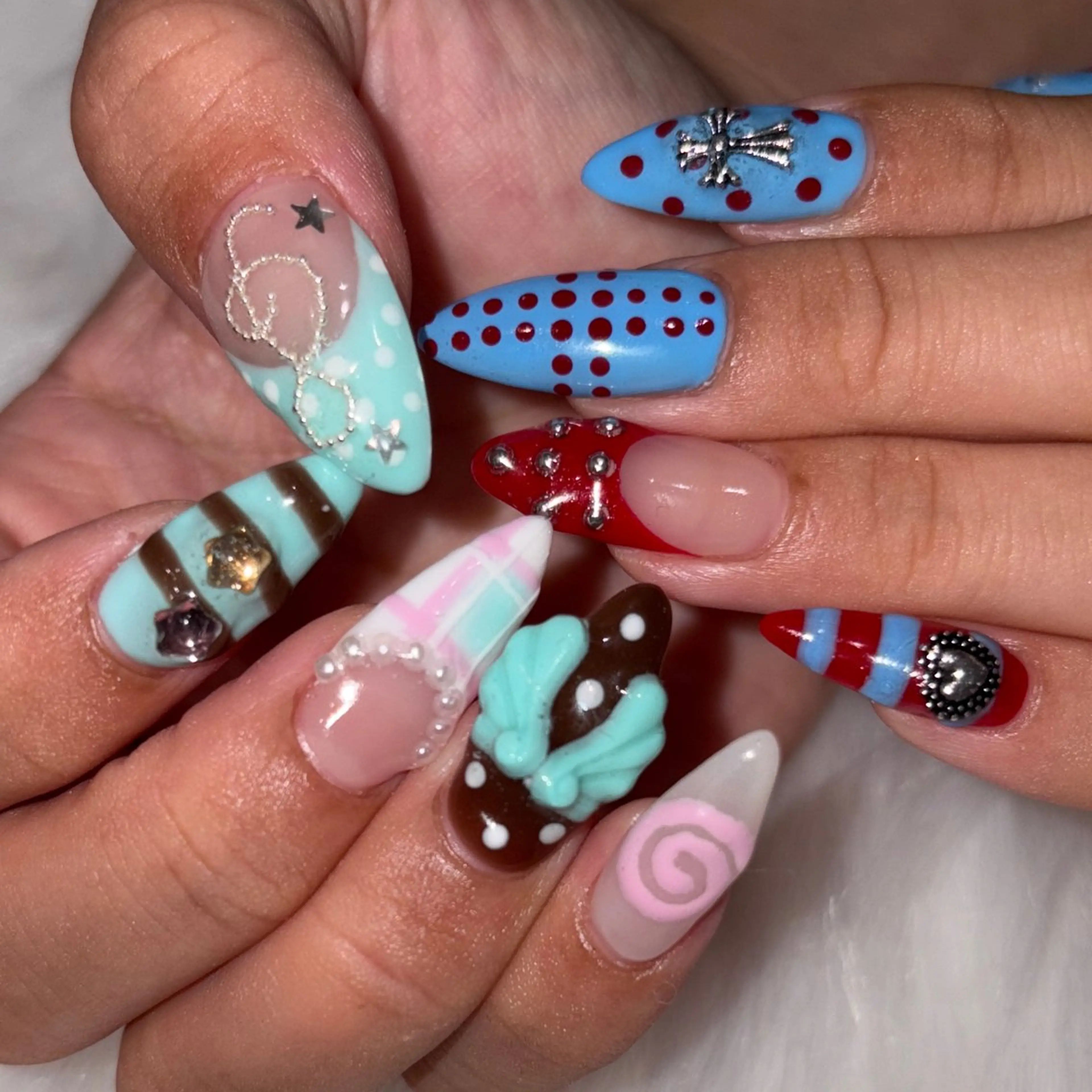 ネイル 👽個性派ネイル🎀 komachiのマツエク・マツパデザイン