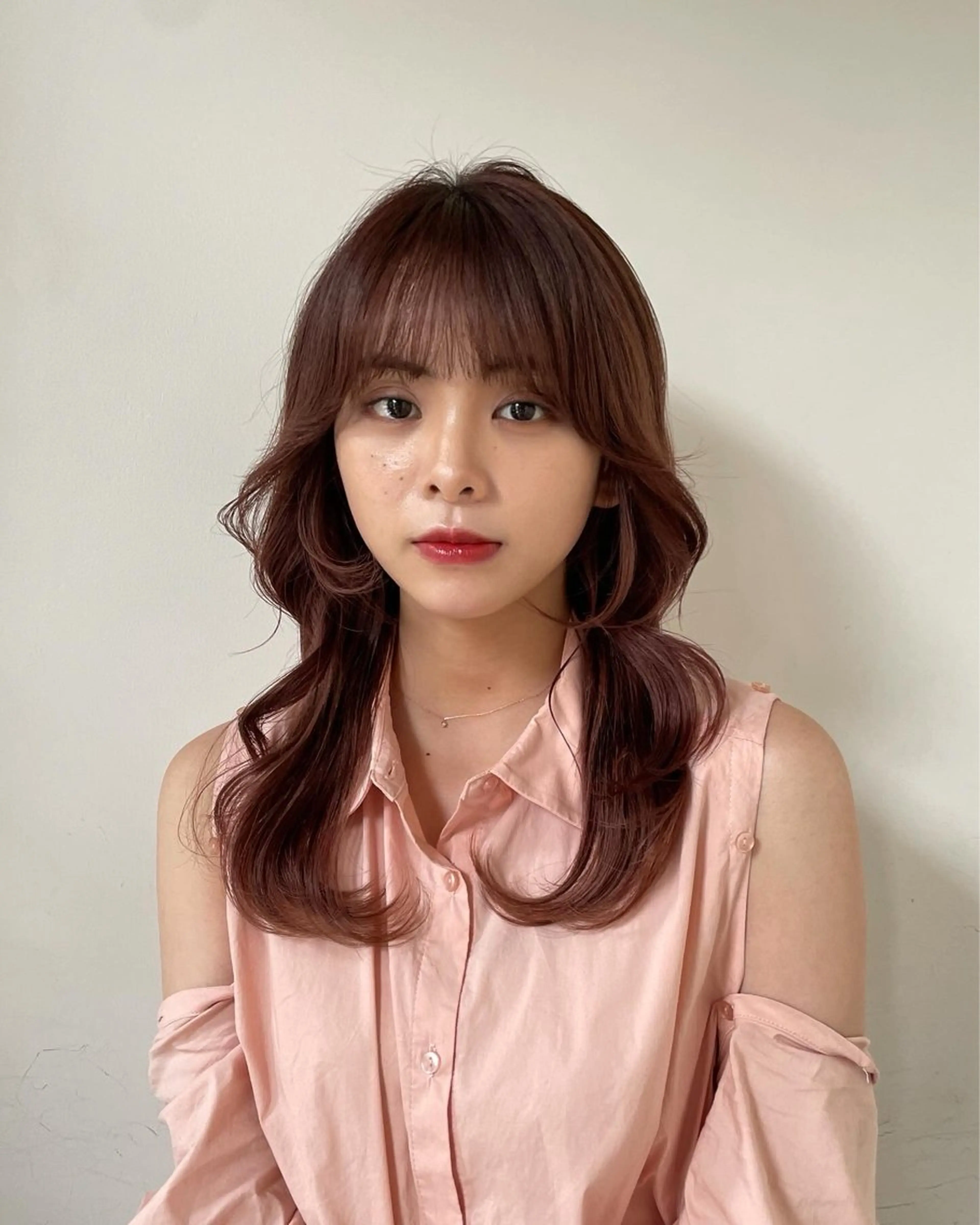 ミディアム ピンクブラウン ボブ ハイライト 髪質改善 レイヤーカット カット ヘアカラー ❤️ショートカット ・顔周りカット❤️のヘアスタイル