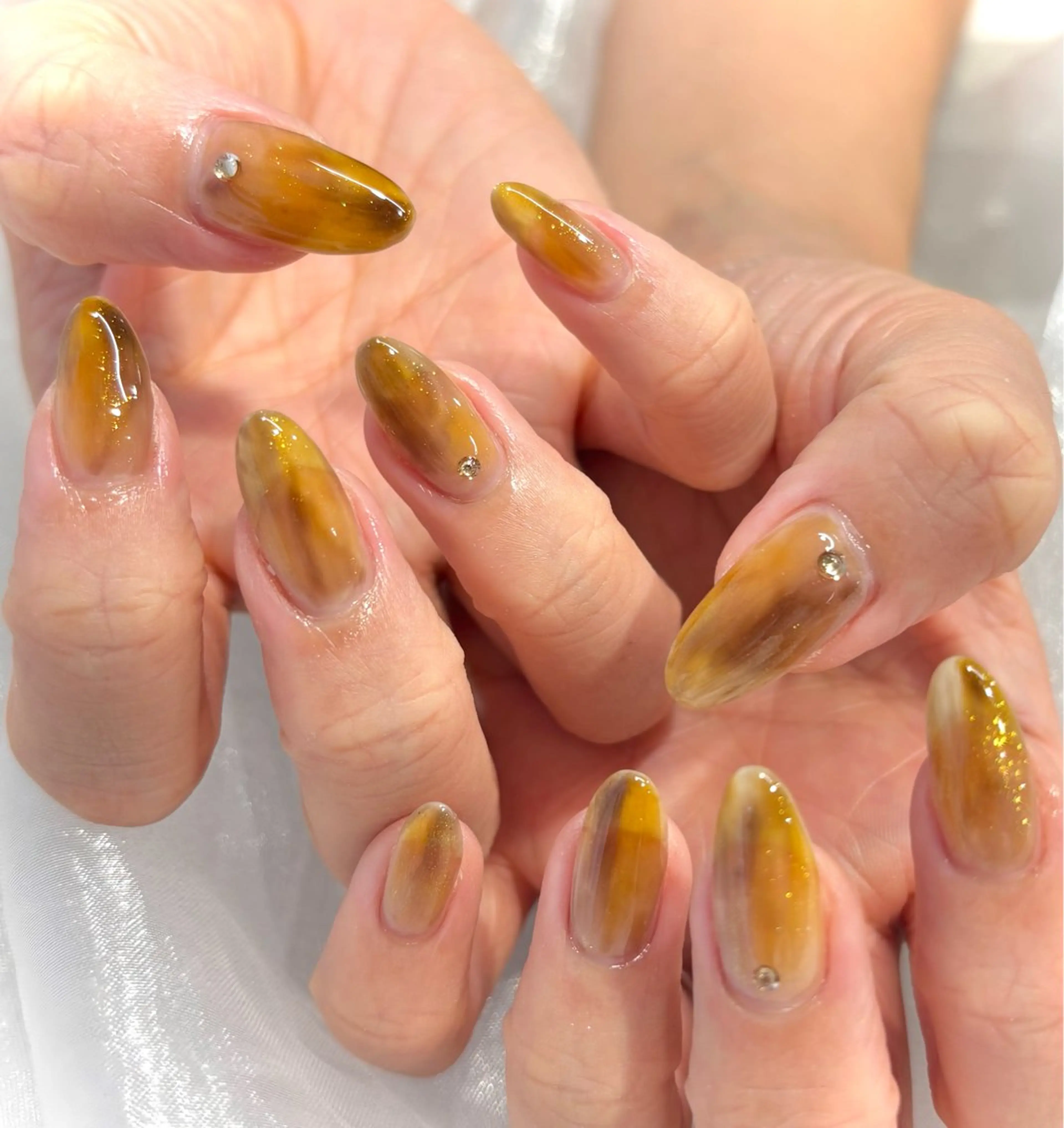 ネイル ハンドネイル 橋元 珠梨のネイルデザイン