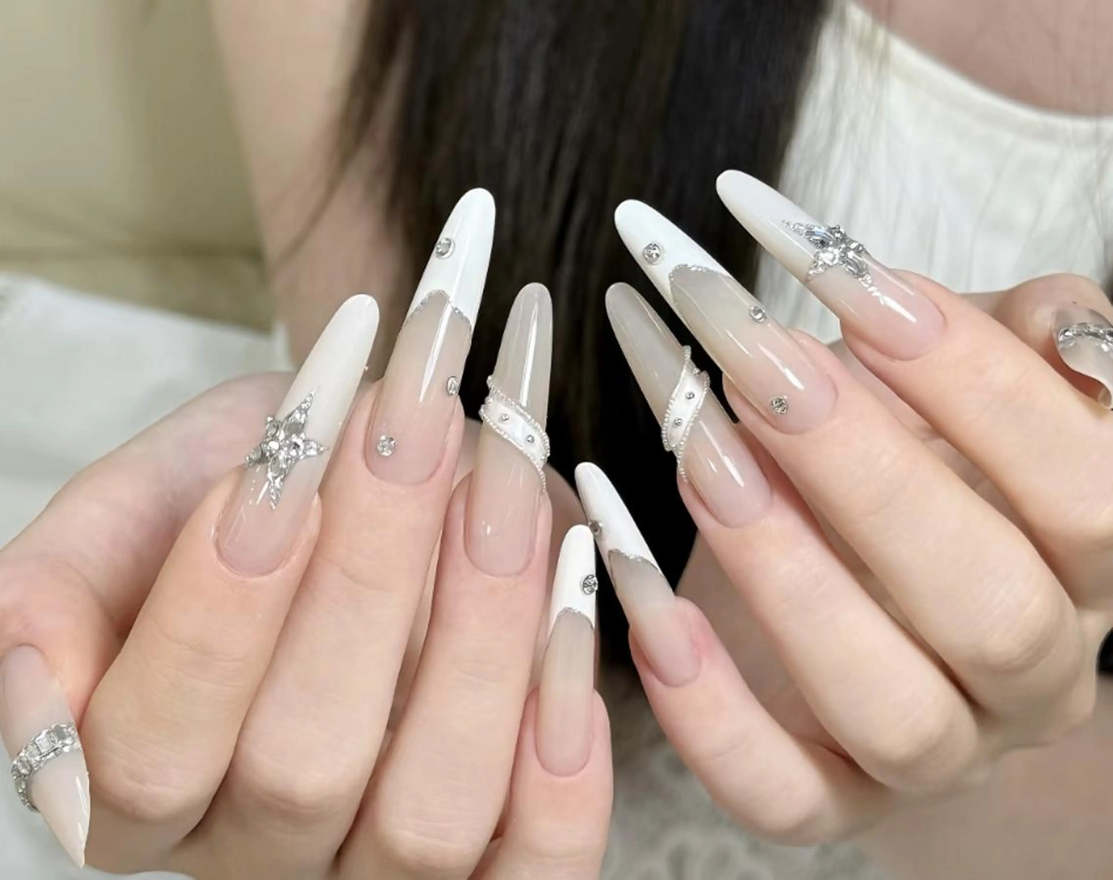 ネイル ハンドネイル Pure&Rich Nailのネイルデザイン