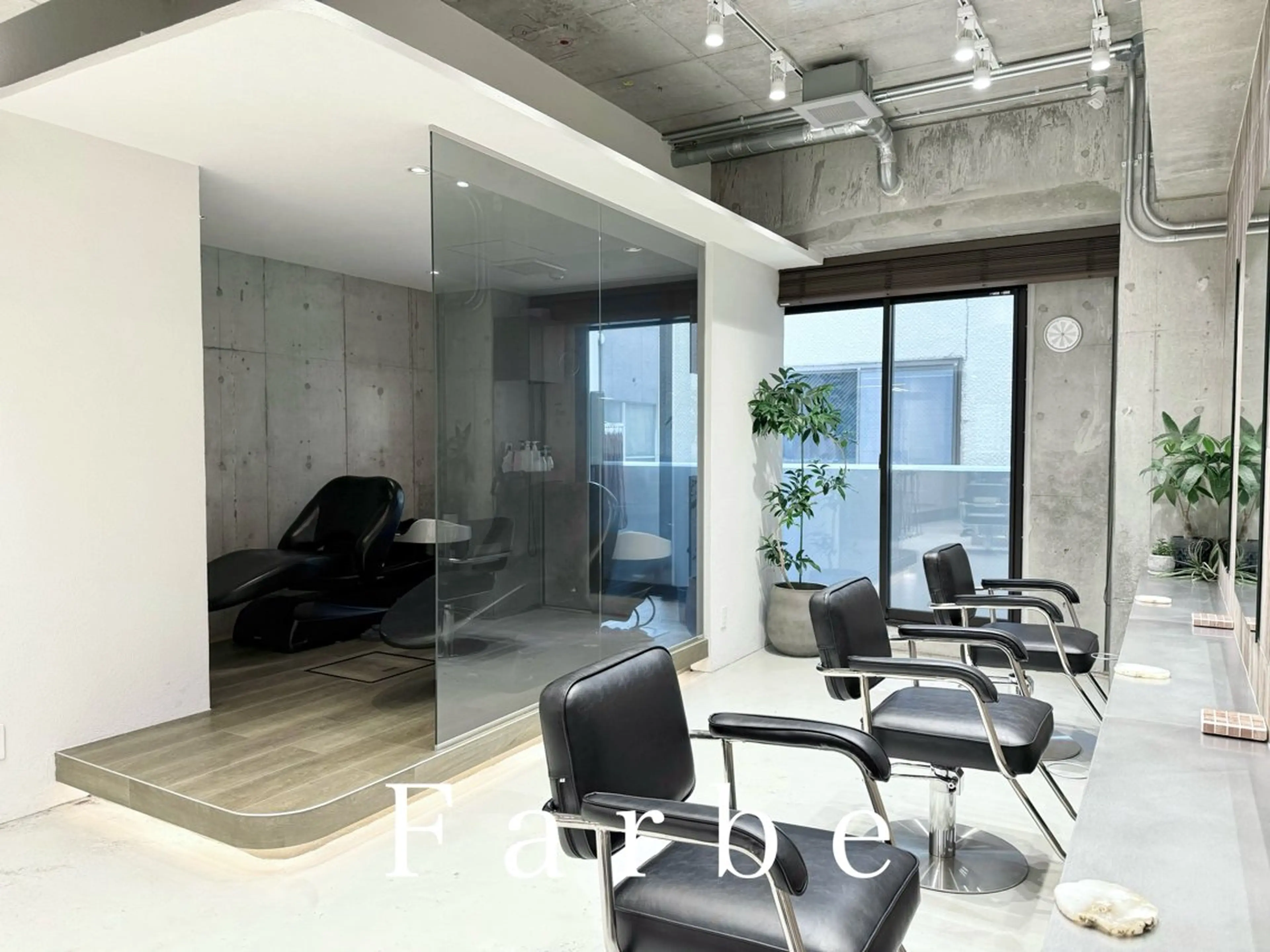 カット パーマ ヘアセット Farbe 【メンズ限定】のヘアスタイル