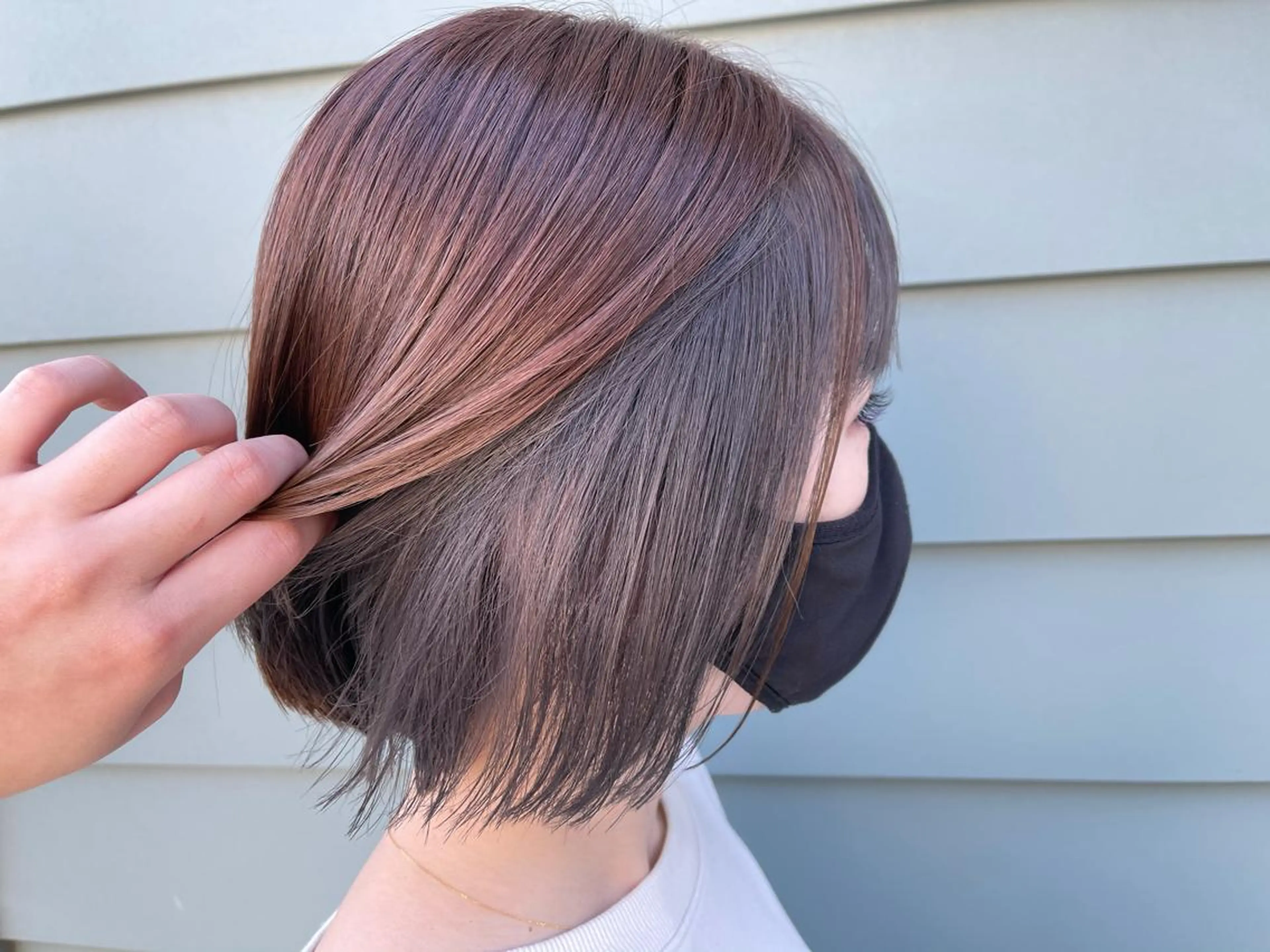 ショート カラー ブリーチ ボブ/インナーカラー ショート/佐野祥子のヘアスタイル