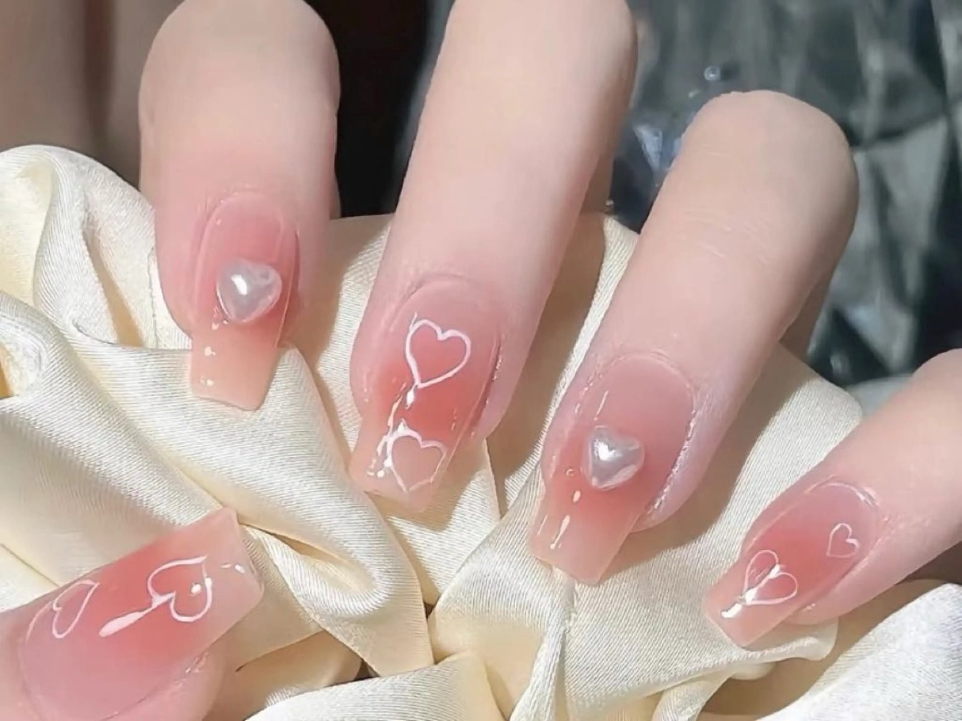 ネイル オーロラネイル チークネイル 長さ出し フットネイル フレンチネイル AND Nail 長さだし専門新宿店のネイルデザイン