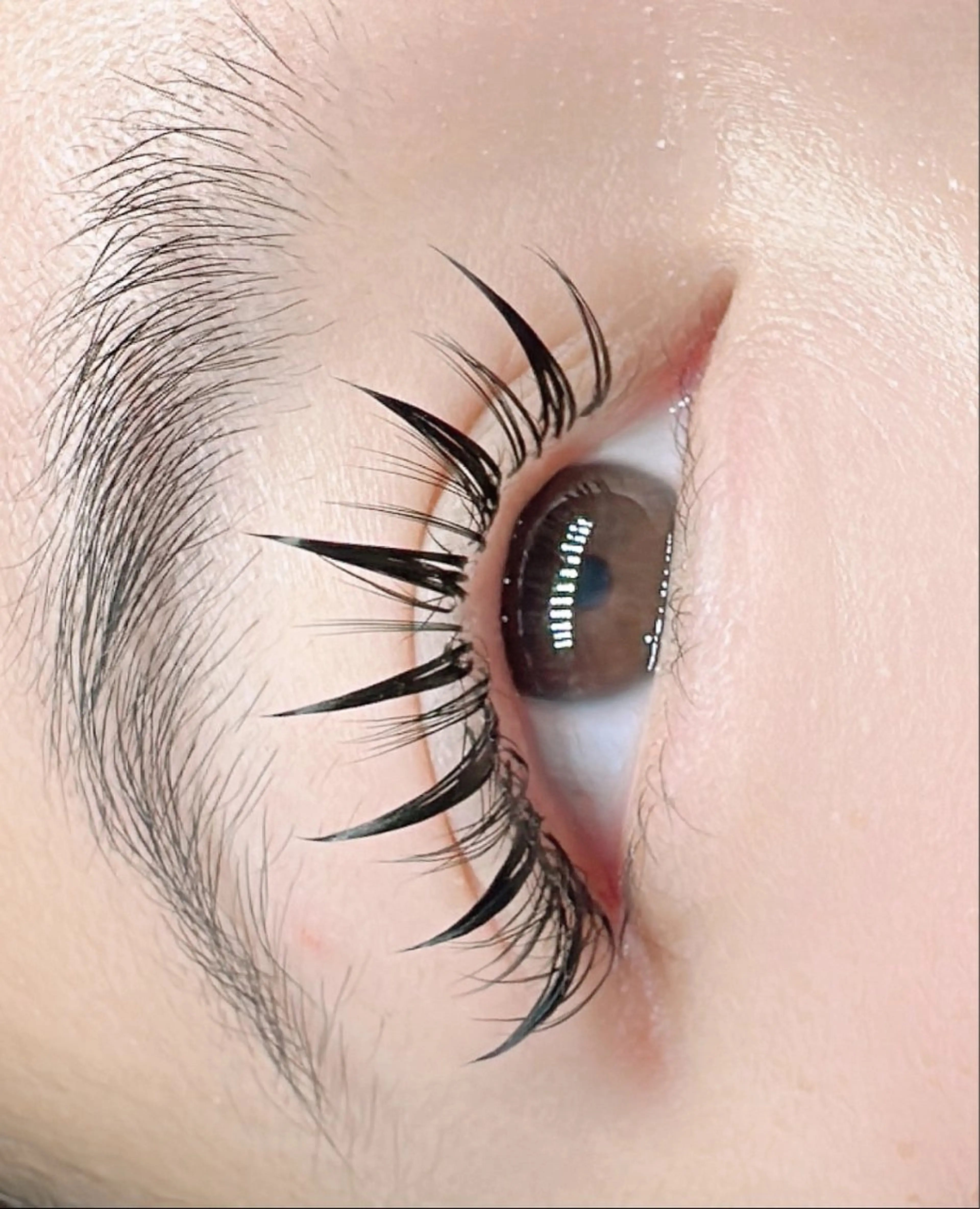 マツエク・マツパ りな☘️ 池袋のマツエク・マツパデザイン