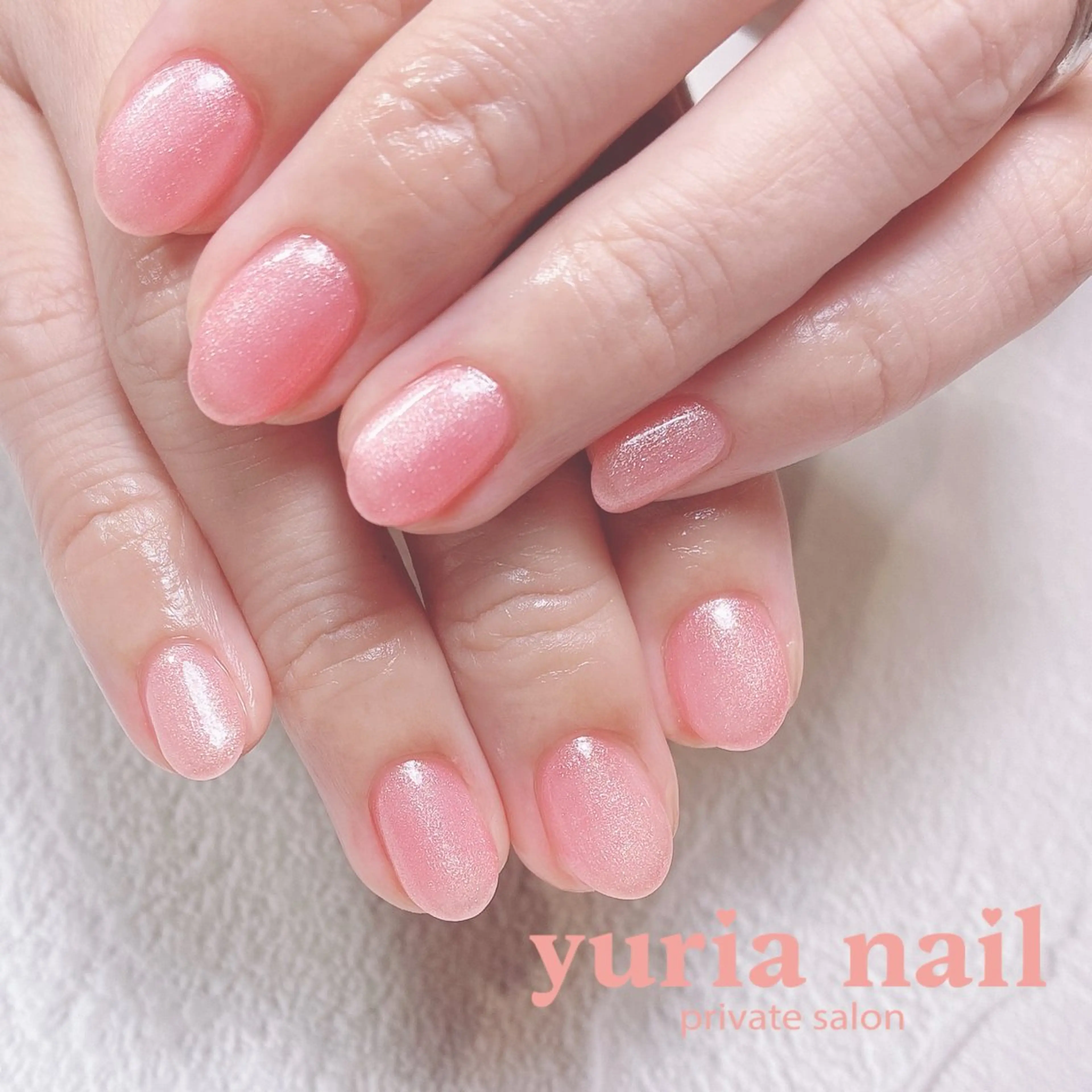 ネイル ジェルネイル ラメ(グリッター) ワンカラーネイル ピンク ハンドネイル 小林 ゆりあのネイルデザイン
