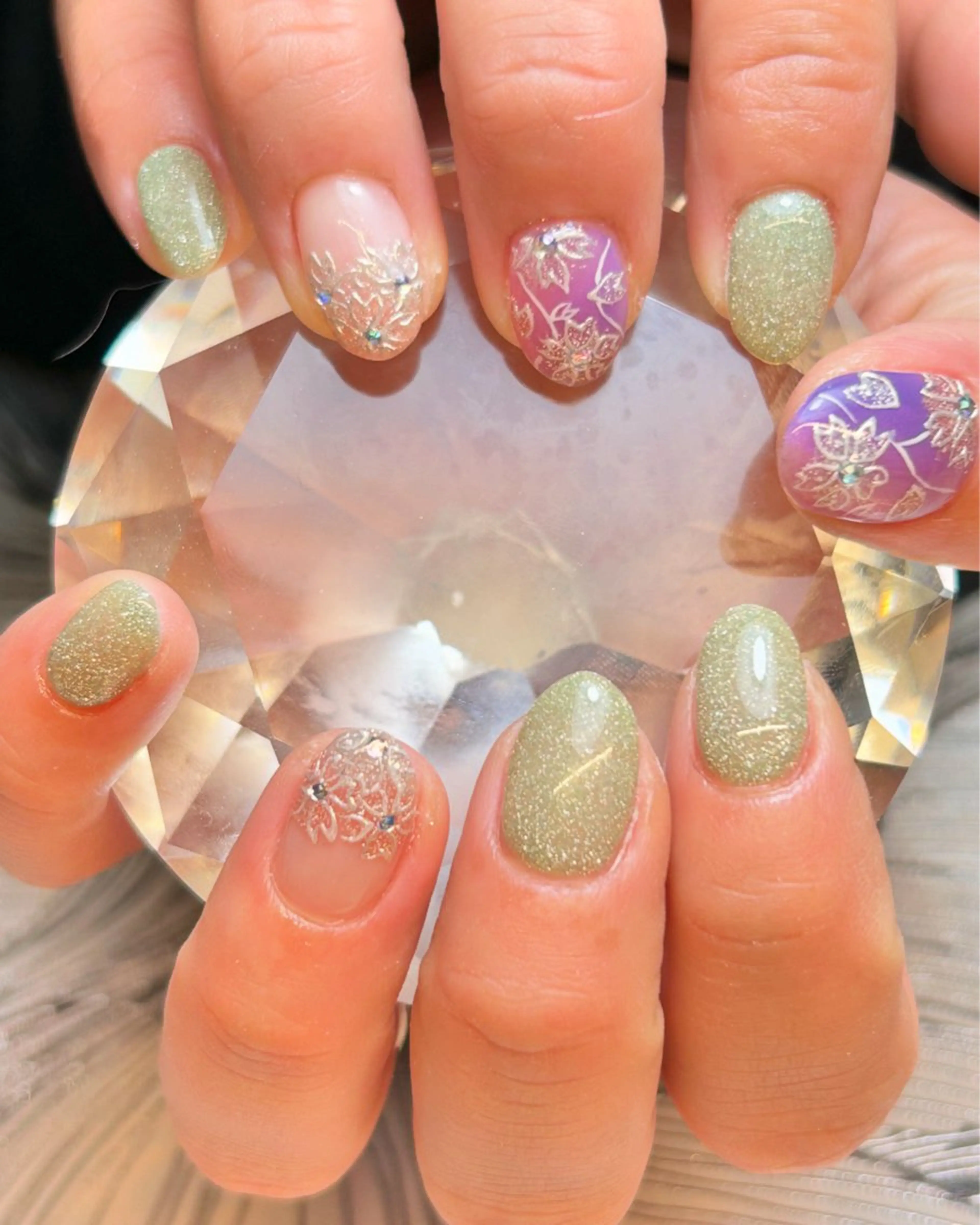 ネイル アートネイル 桜ネイル フラワーネイル ロングネイル ミラーネイル プライベートサロン マニフィークのネイルデザイン