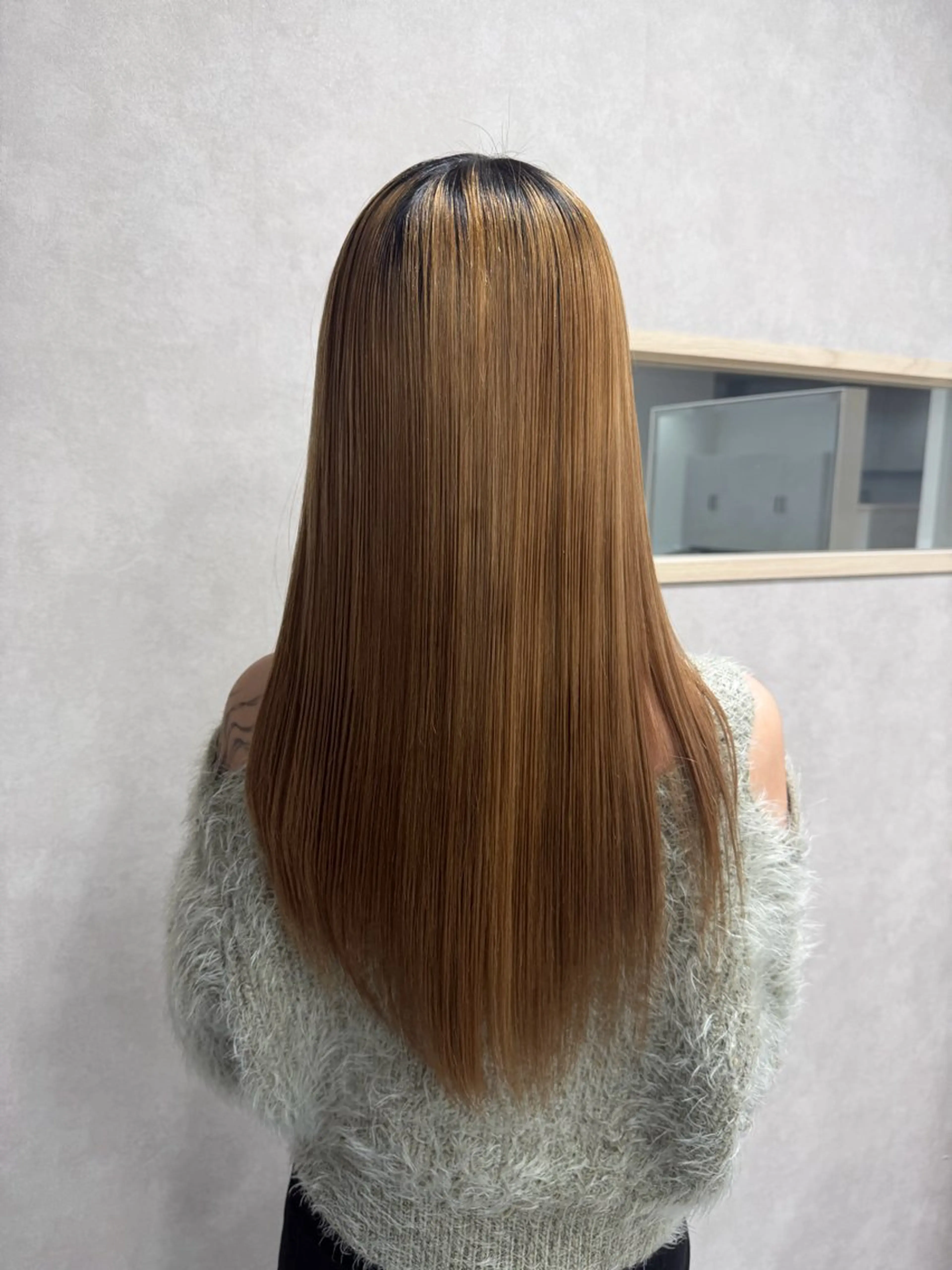 ロング パーマ 縮毛矯正 トリートメント 髪質改善/縮毛矯正 /ブリーチ矯正/岡部のヘアスタイル