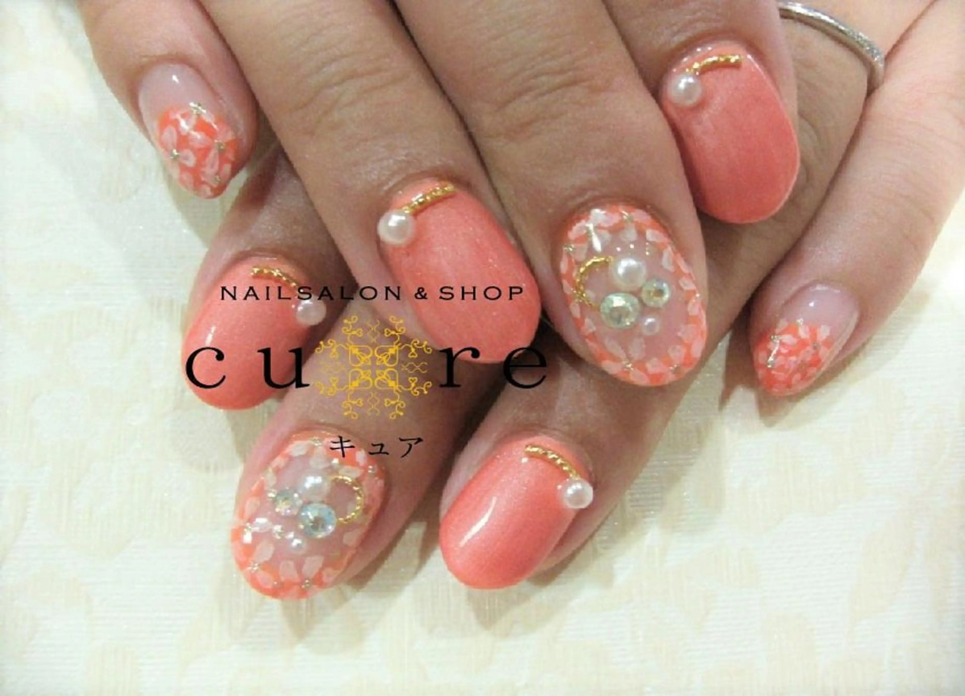 ミディアム ネイル ネイルサロン Cureのネイルデザイン