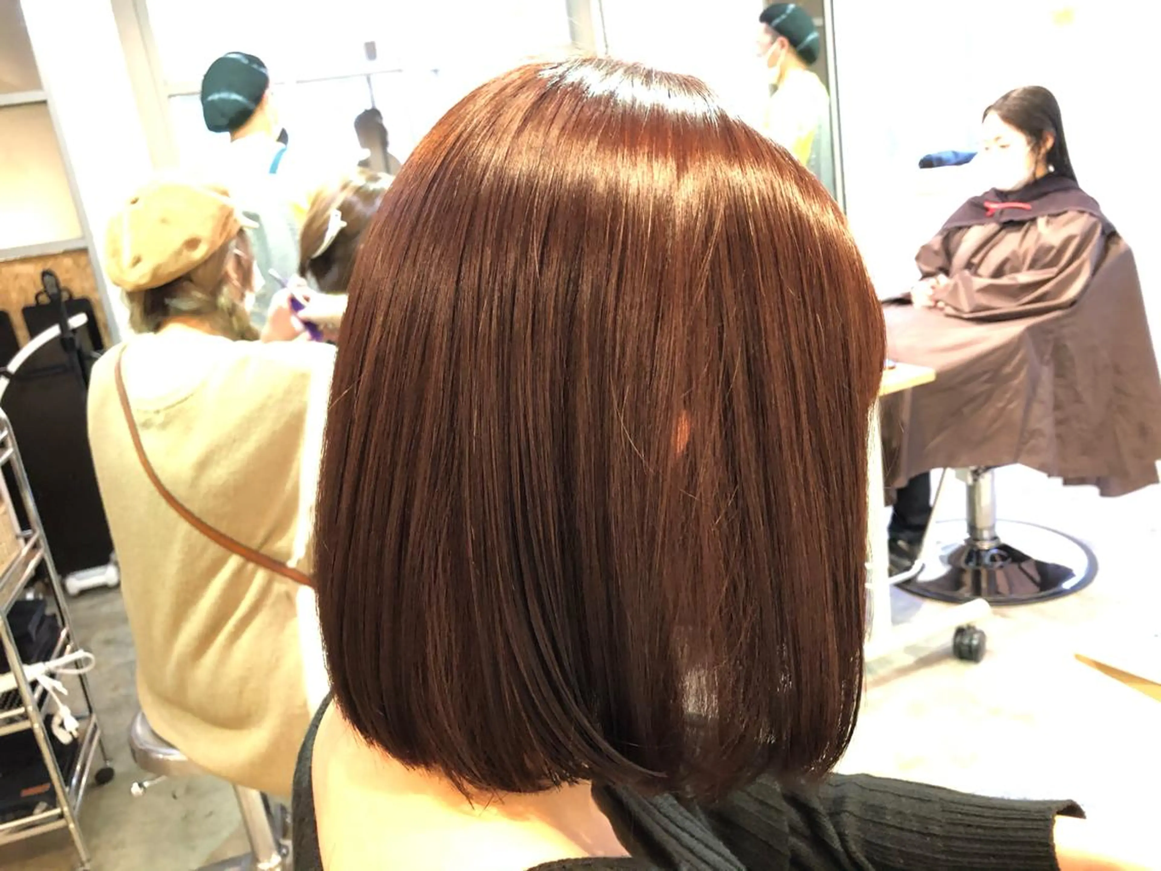 ミディアム カラー ブラウンカラー レッドカラー ボブ 江里 太介のヘアスタイル