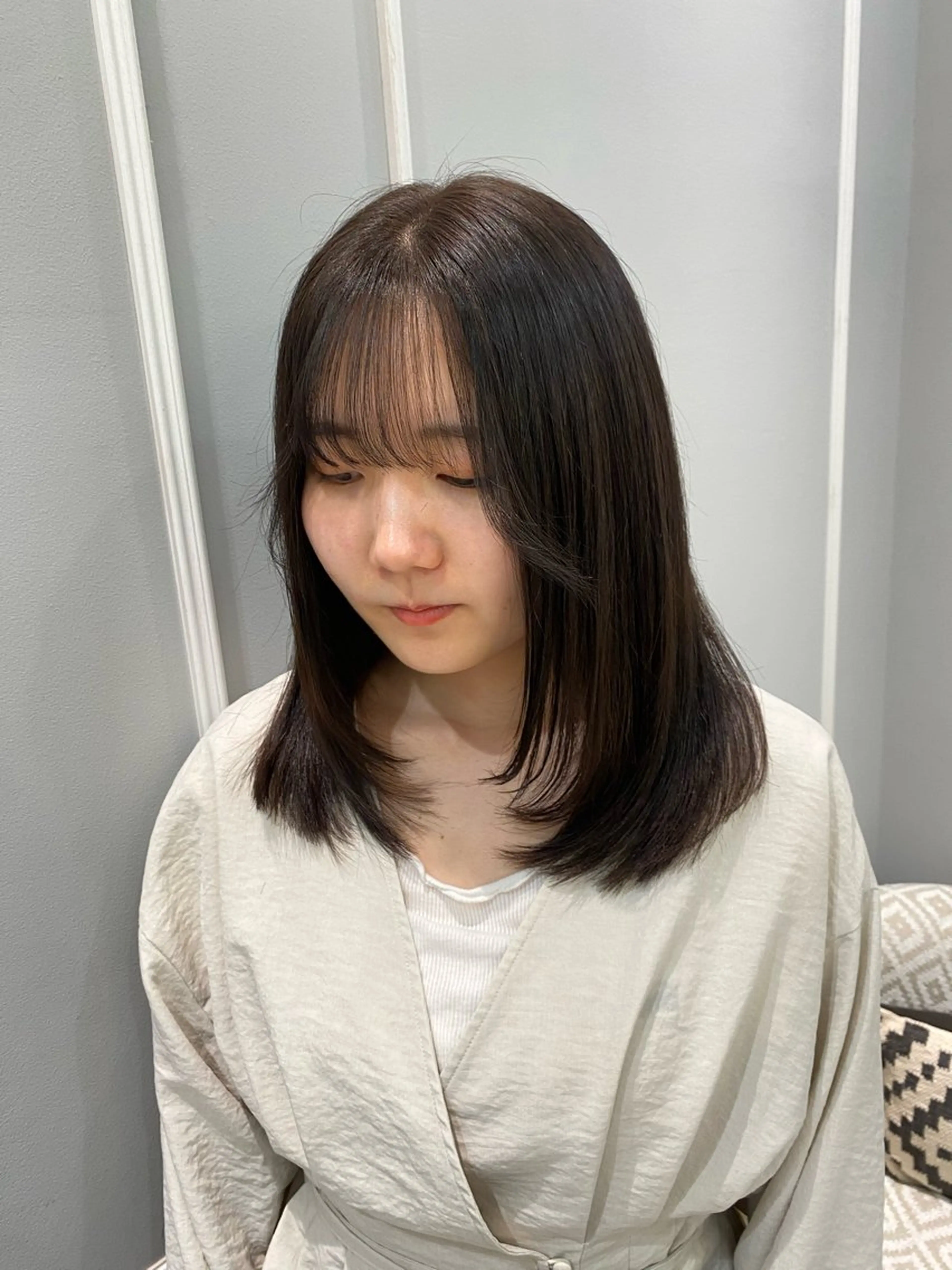 ミディアム 顔周りカット レイヤーカット カット ヘアカラー 韓国ヘア🍒渡辺 咲🍒のヘアスタイル