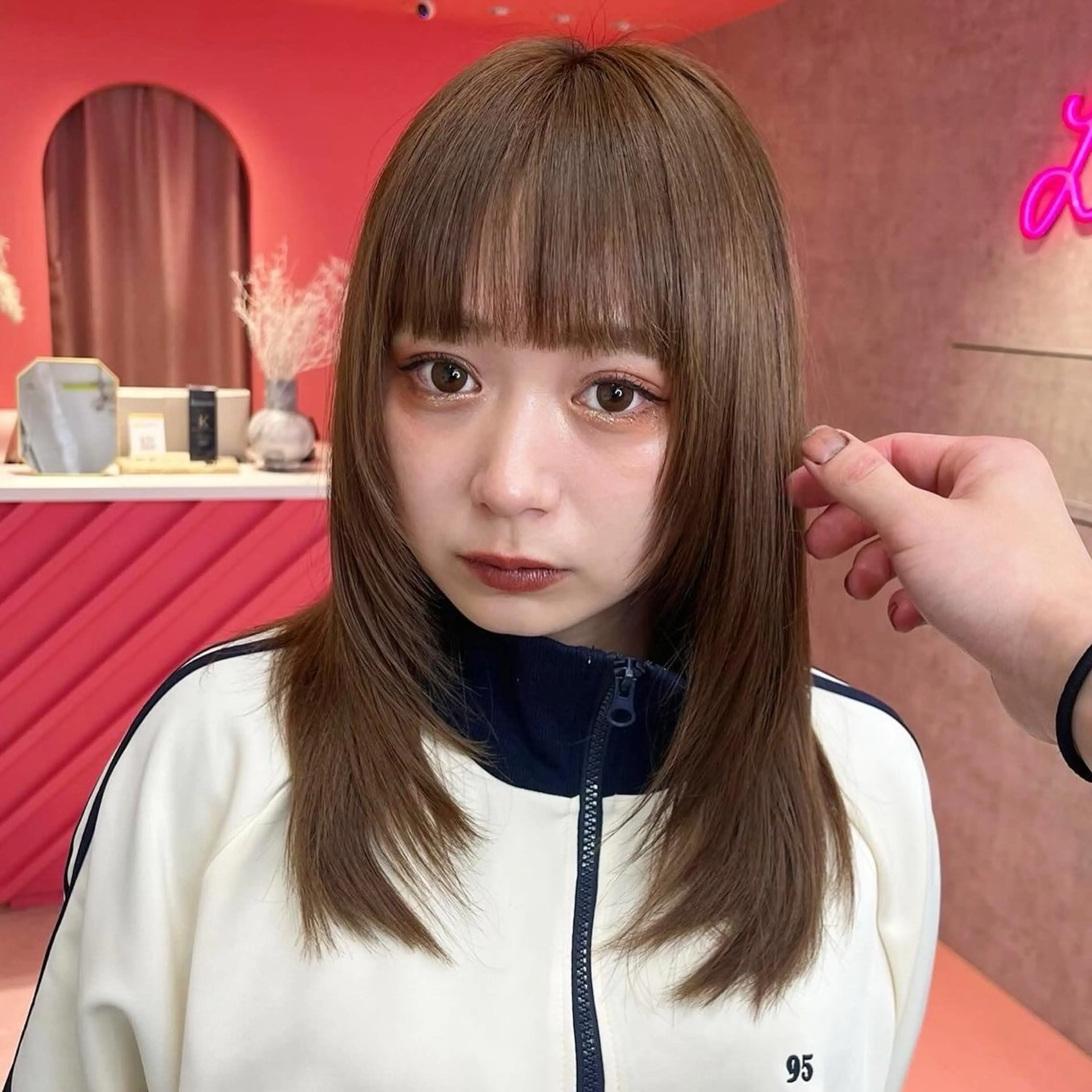 ミディアム カラー 透明感カラー 髪質改善 トリートメント 山崎/ボブ縮毛矯正 レイヤー髪質改善のヘアスタイル