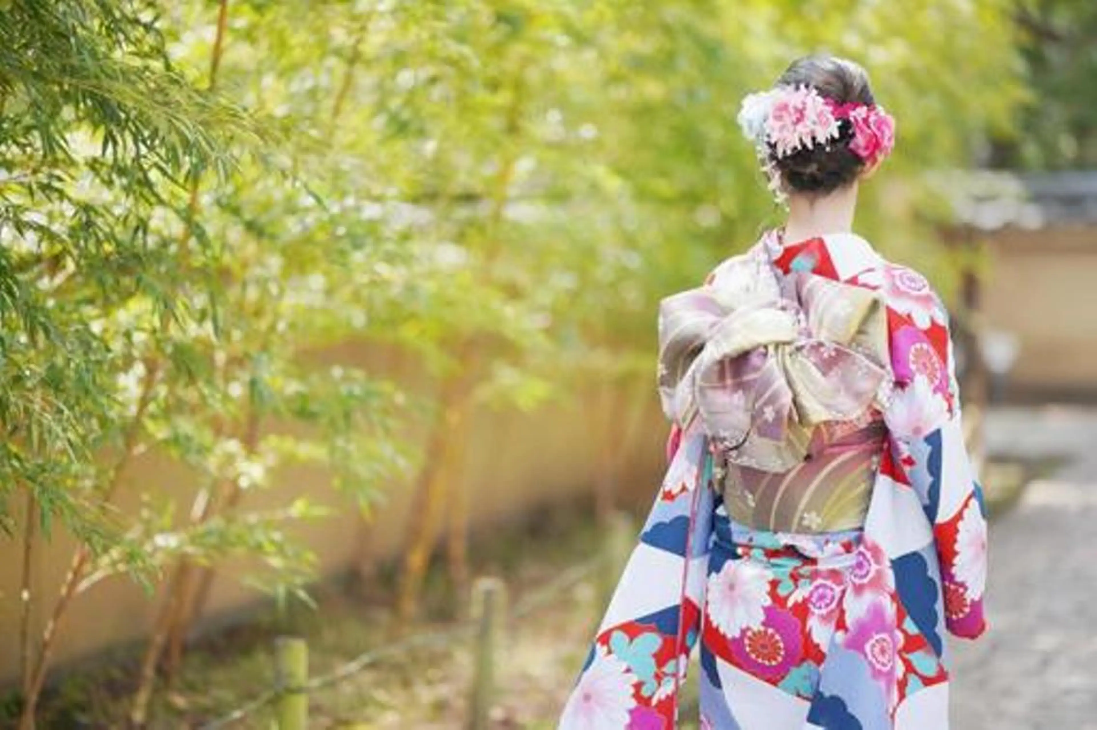 🎊2026成人式を迎える県民の方限定🎊選べるフェイシャルor痩身🌸一生に一度の晴れの日を美しく🌸💖の写真