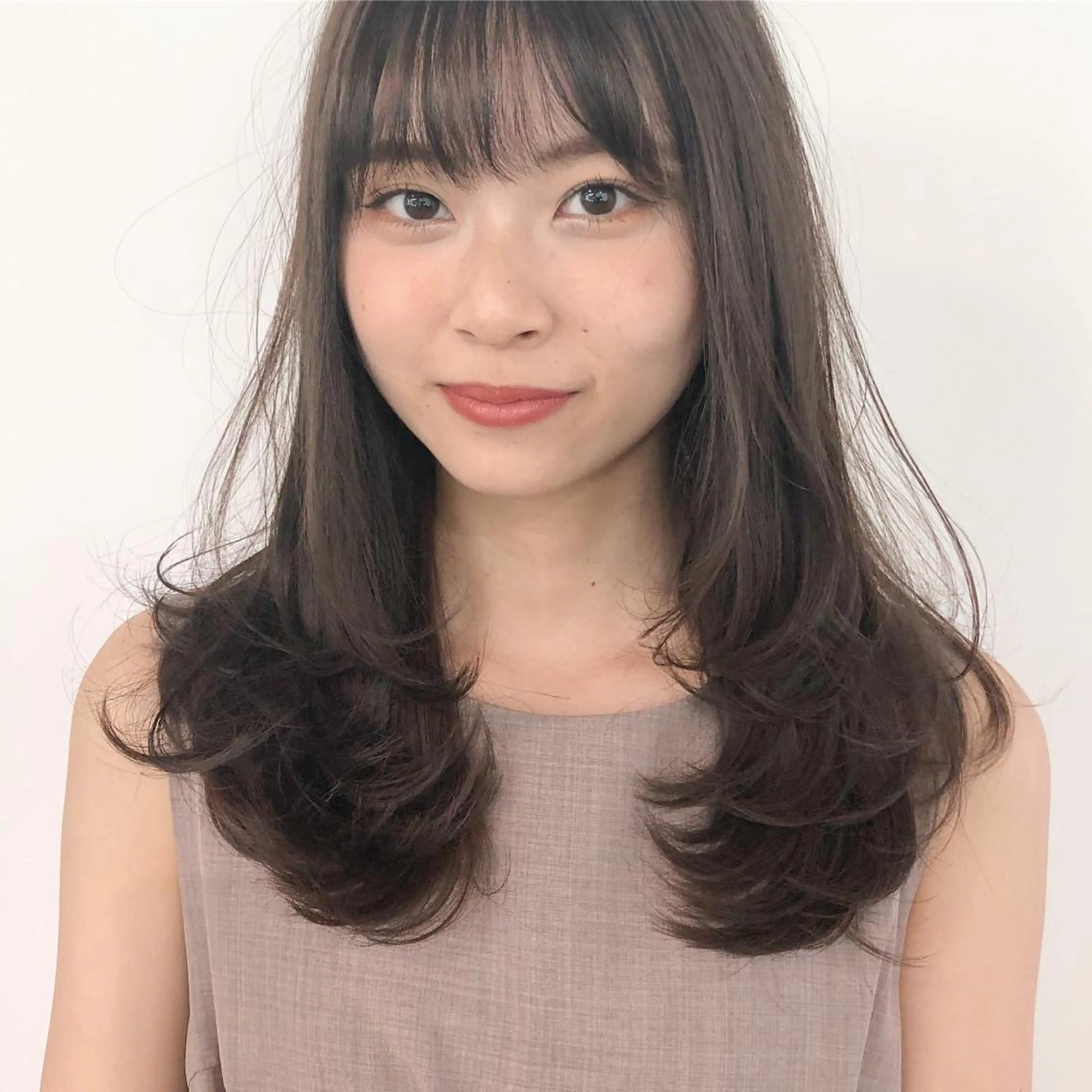 ロング カラー ヘアアレンジ レイヤーカット 榎園 由美のヘアスタイル
