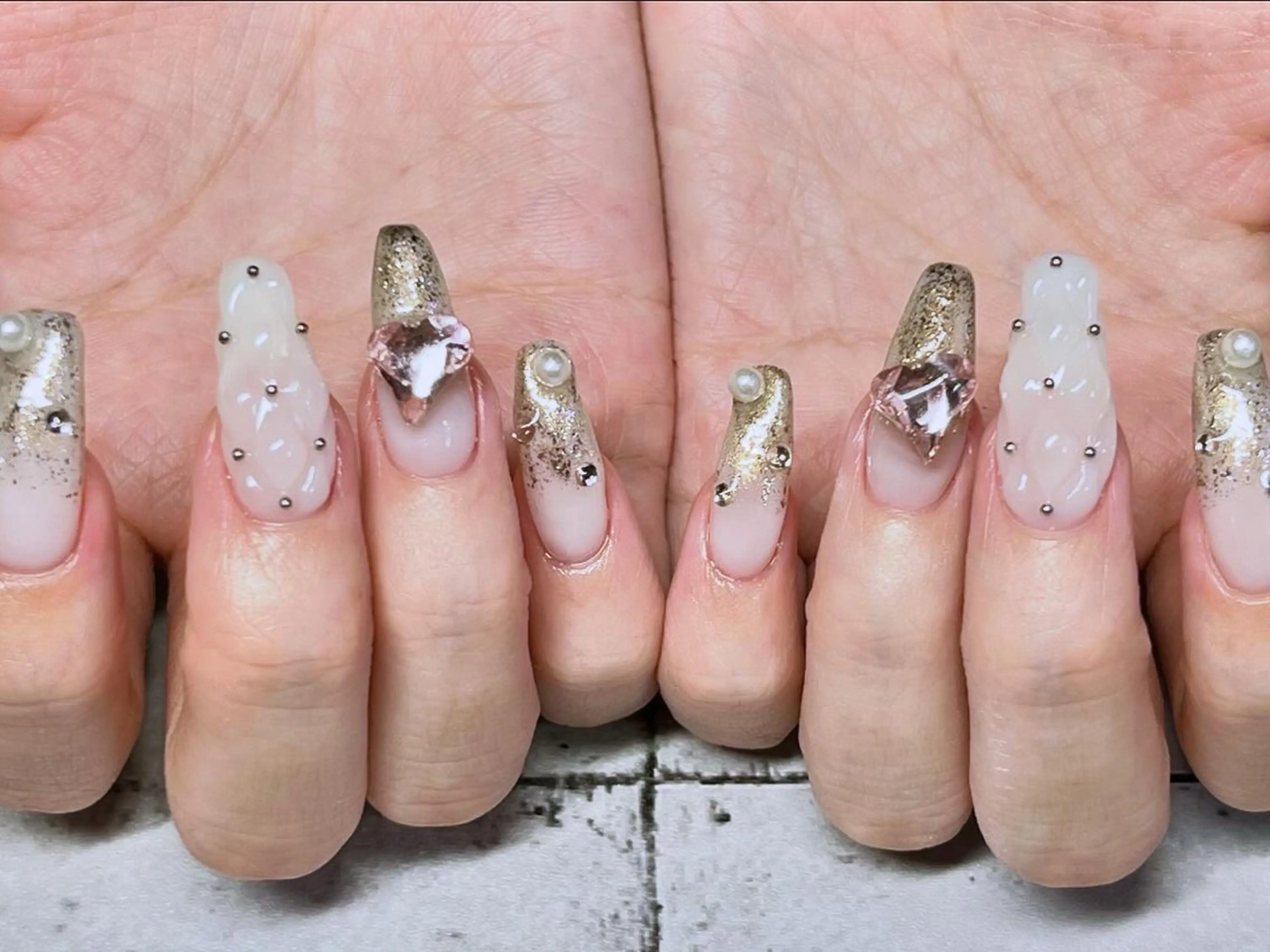 ネイル アートネイル ガーリー ハンドネイル まり りぃ〜んのネイルデザイン