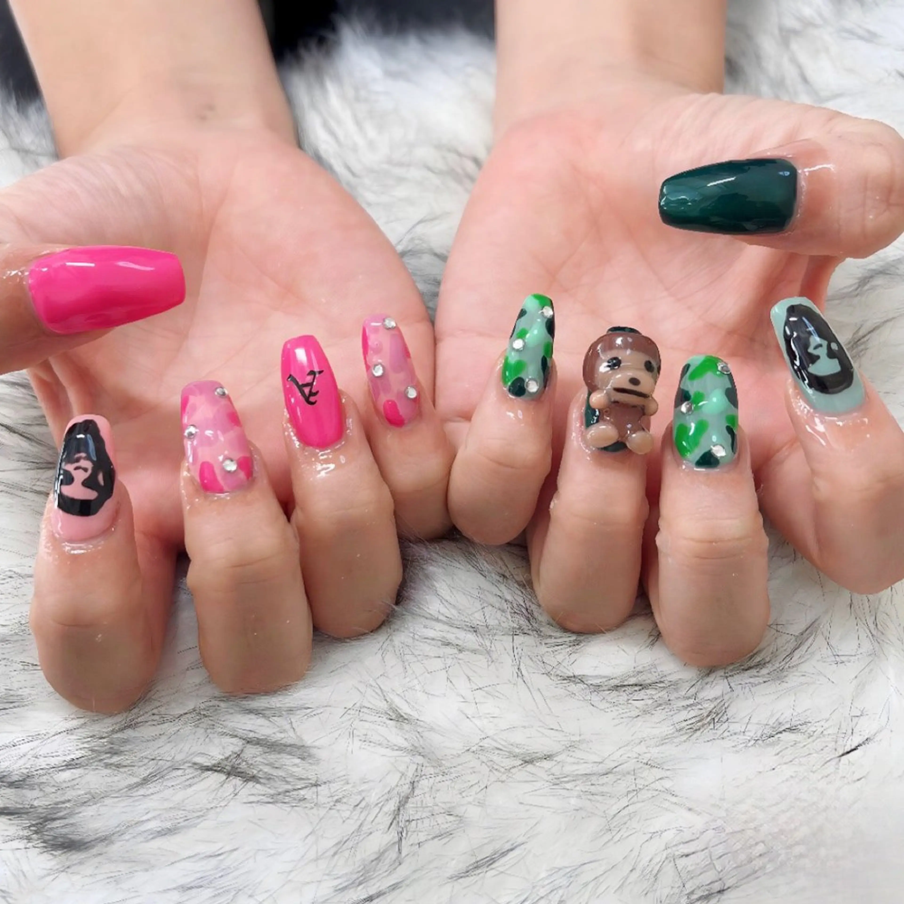 ロング ハンドネイル mao .のネイルデザイン