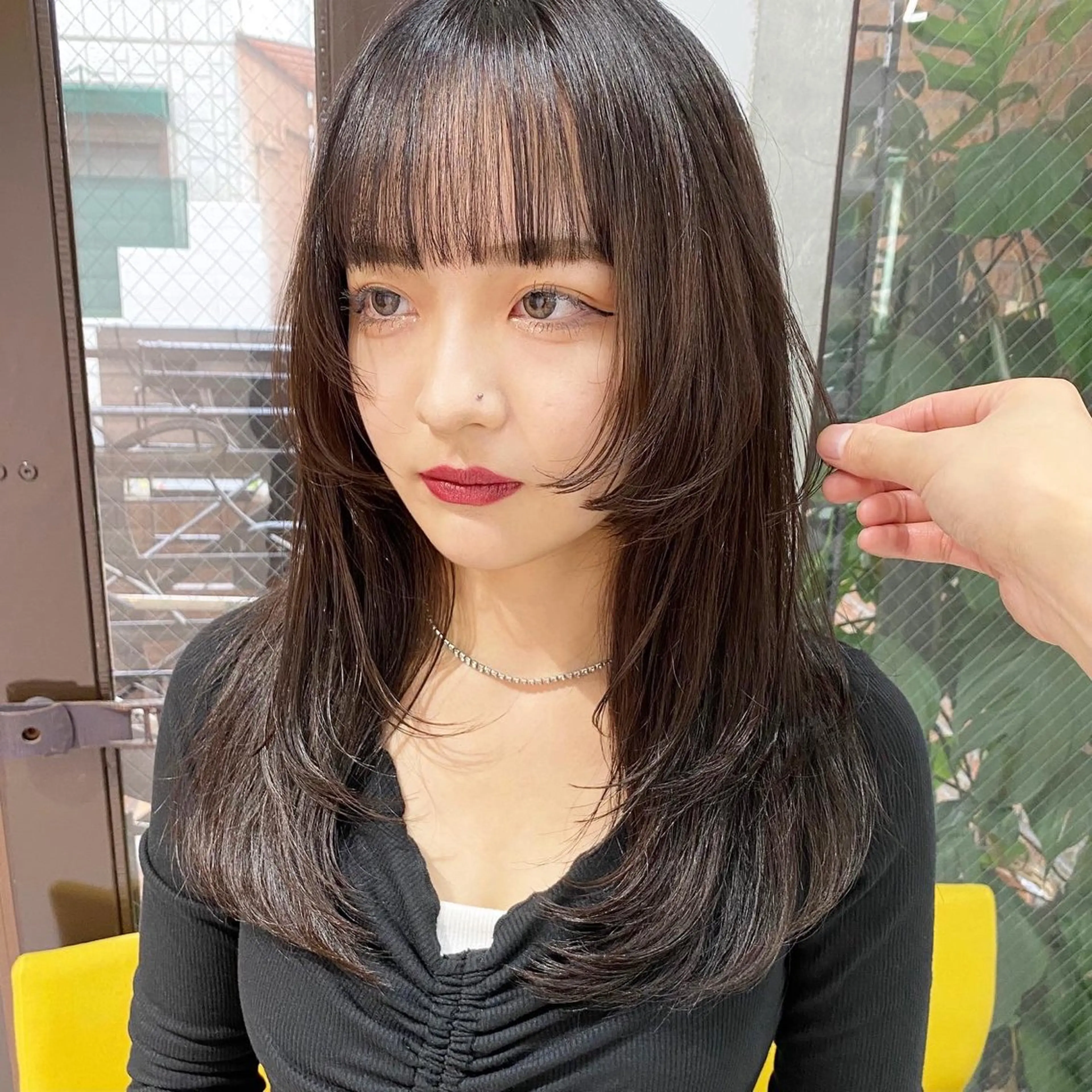 ロング カラー レイヤーカット ウルフカット カット ヘアカラー トリートメント TOMOYAレイヤー ブリーチ縮毛矯正のヘアスタイル
