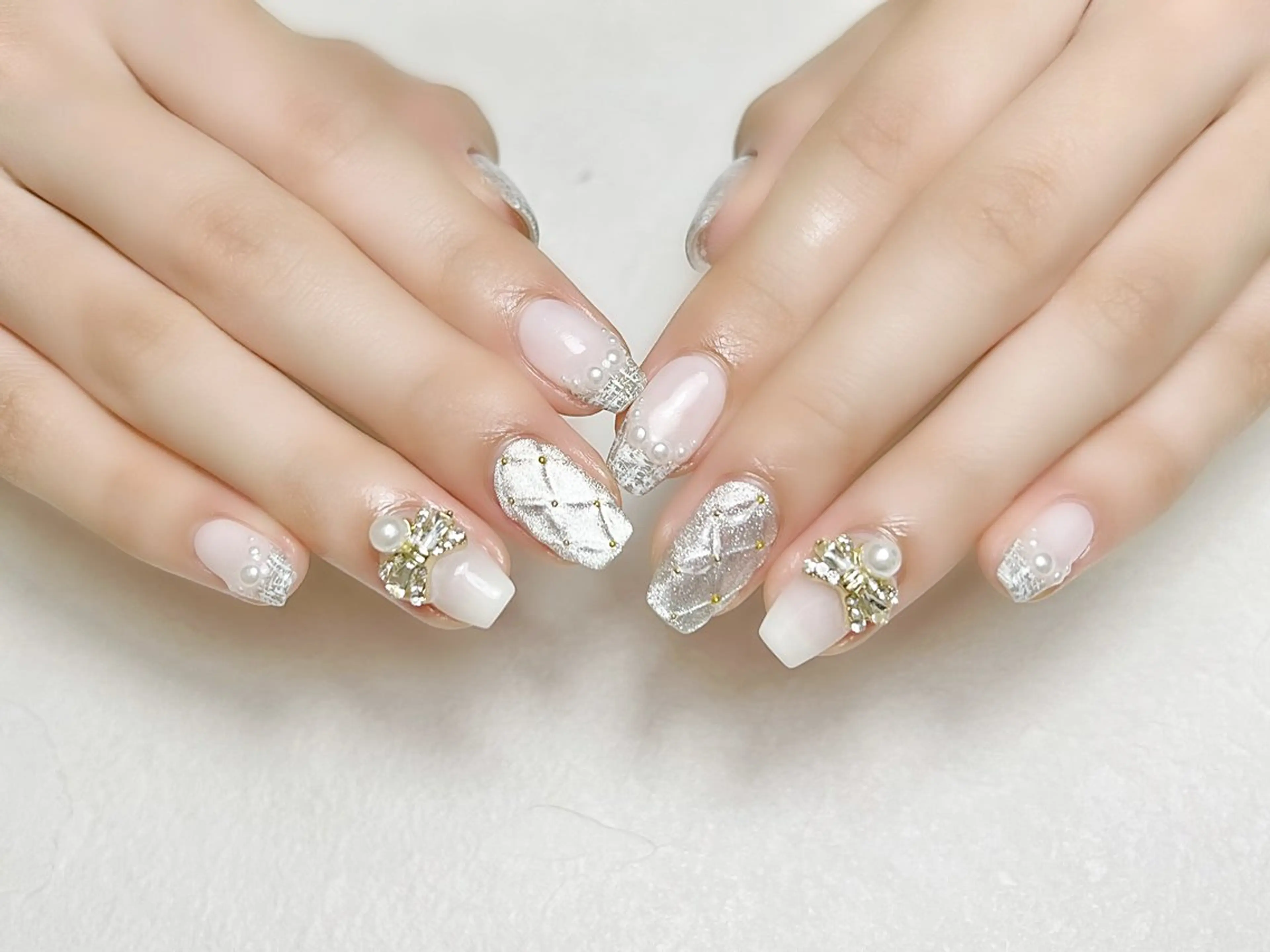 ネイル ガーリー キラキラネイル 韓国ネイル マグネットネイル ツイードネイル rouse nail RISATOのネイルデザイン