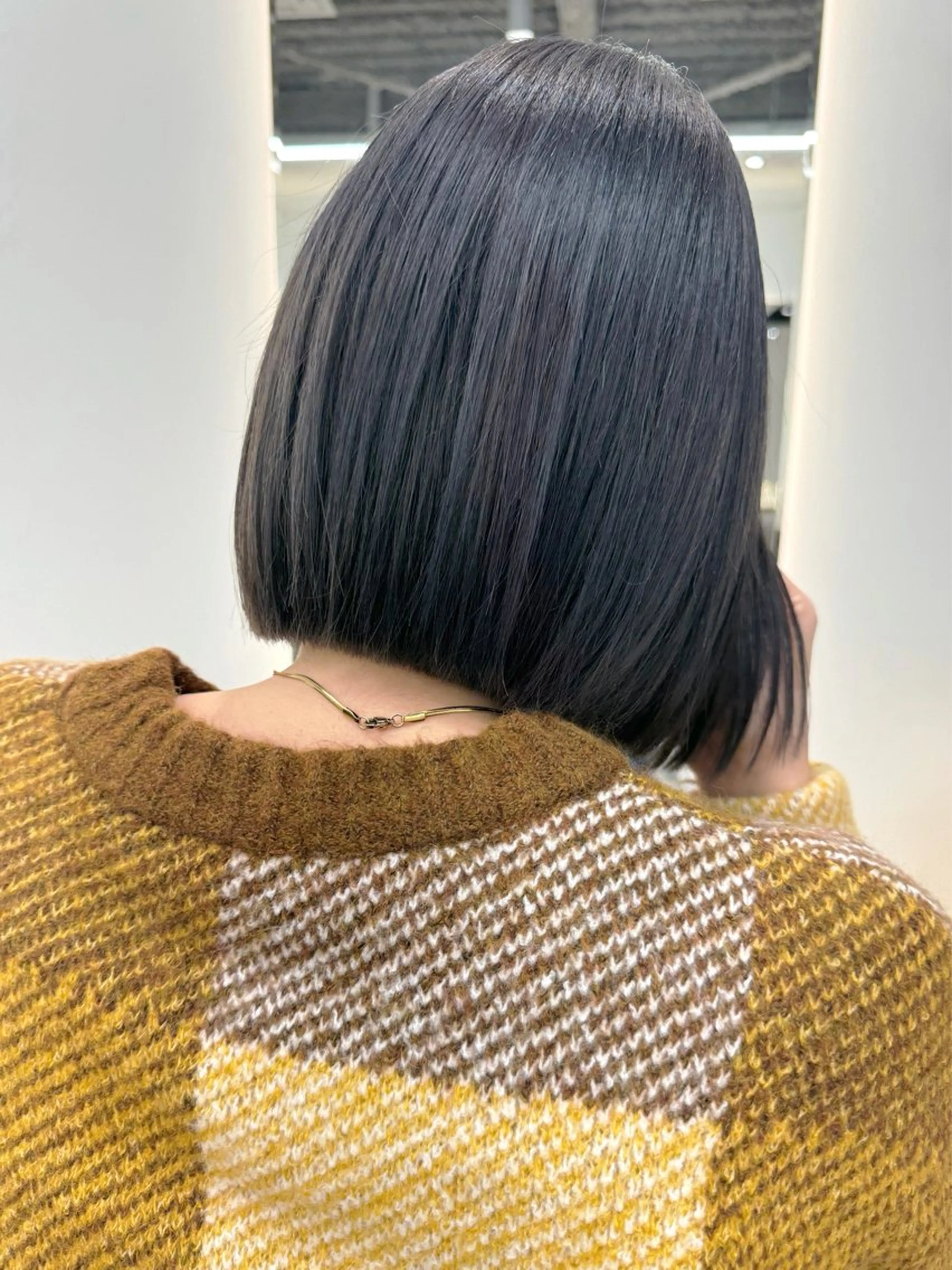 ショート lar 立川南口所属・砂岡 里奈のヘアスタイル