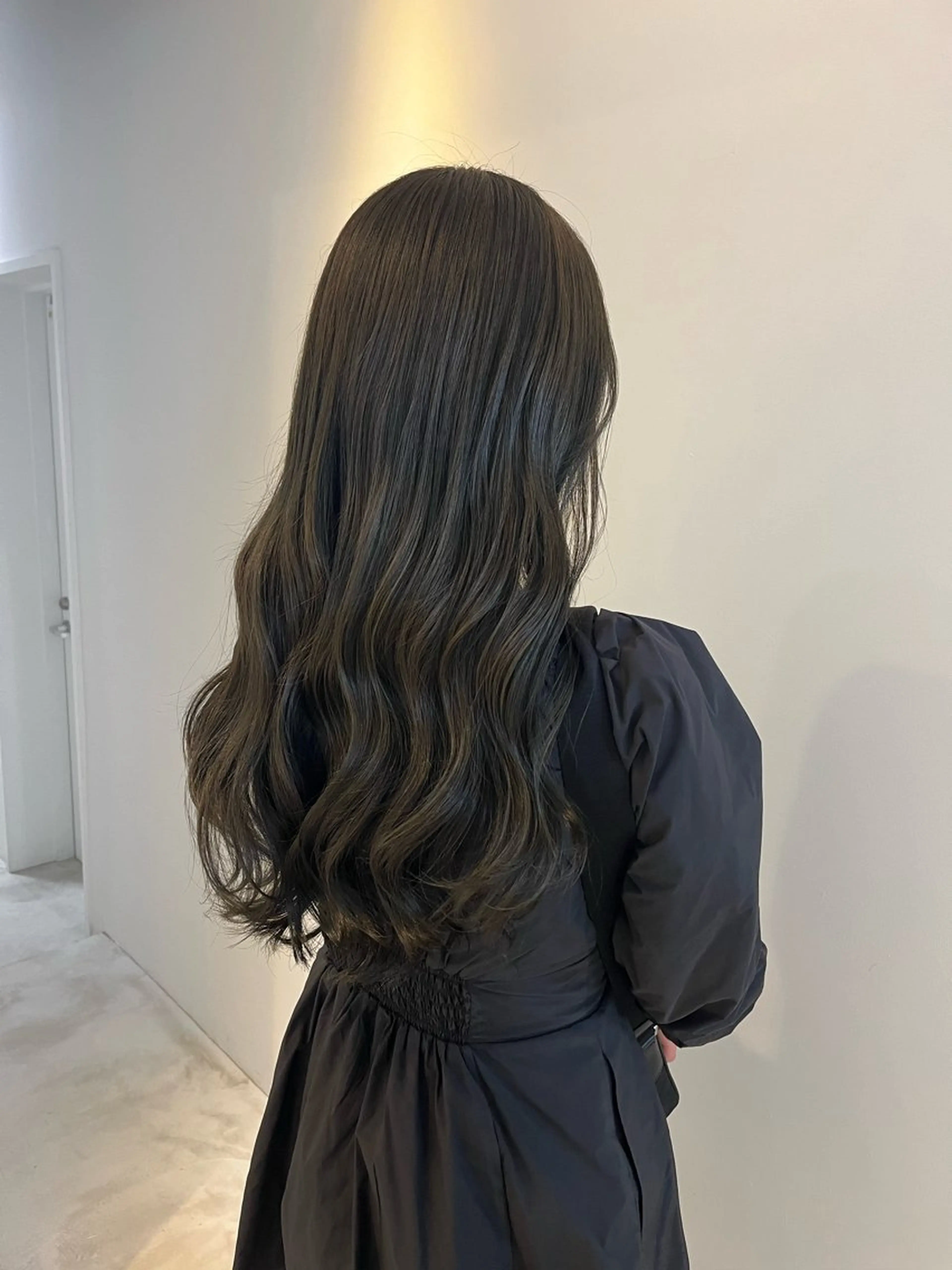 ロング ALLYS 渋谷店所属・最高級の艶のある カラーmei🎨のヘアスタイル