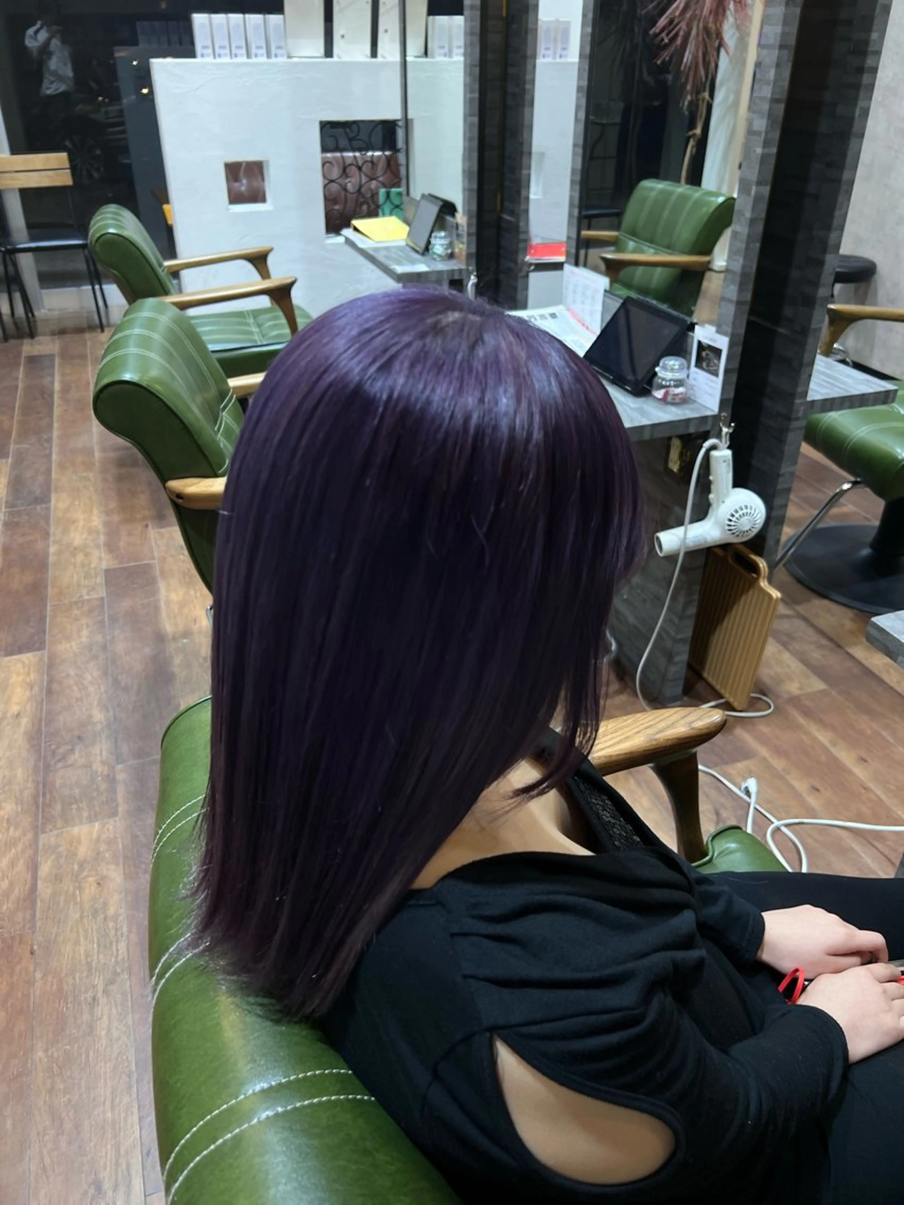 セミロング 艶カラー×デザイン カラー特化/値賀大樹のヘアスタイル