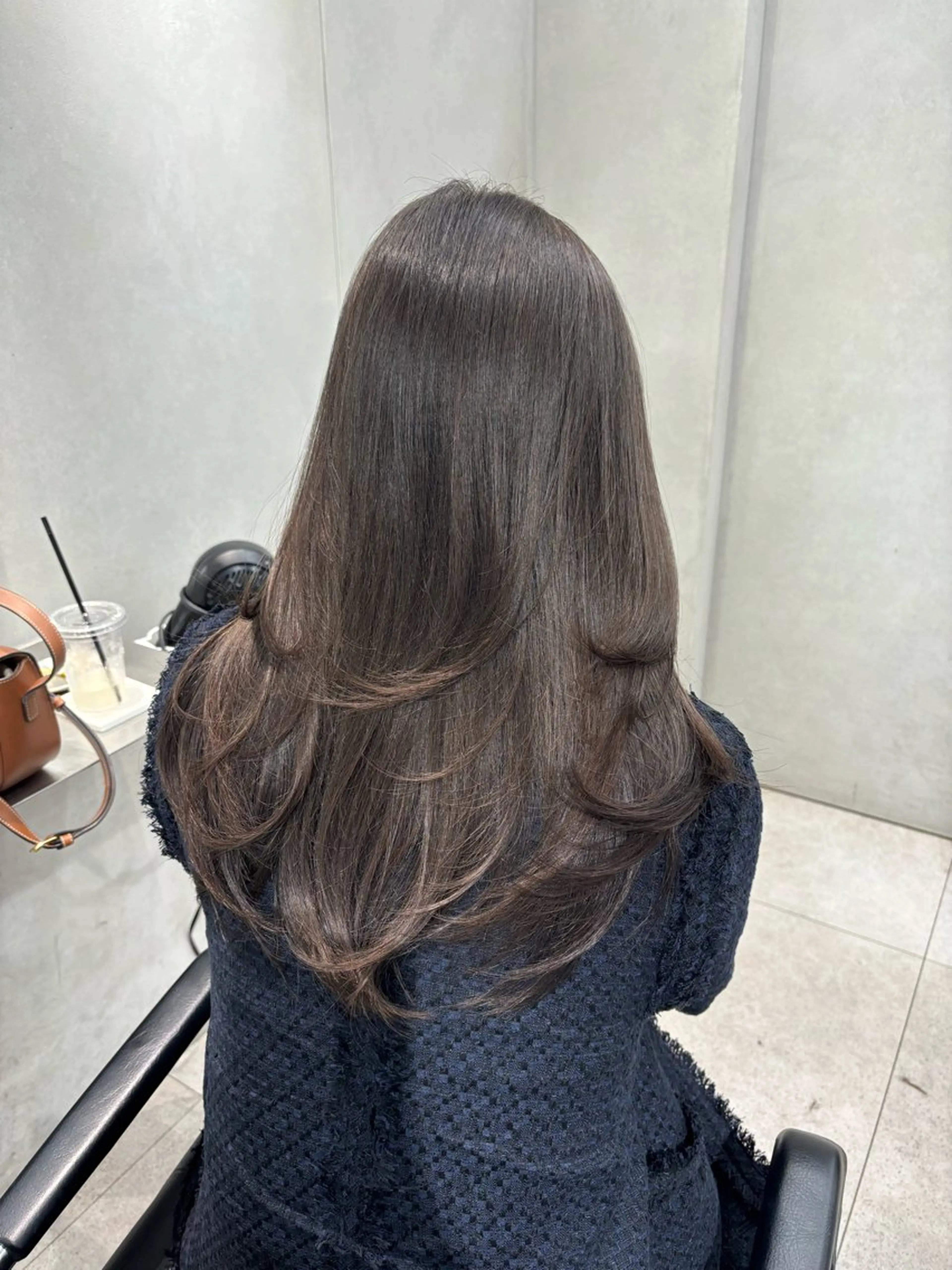 セミロング emi 韓国ワンホンヘアのヘアスタイル
