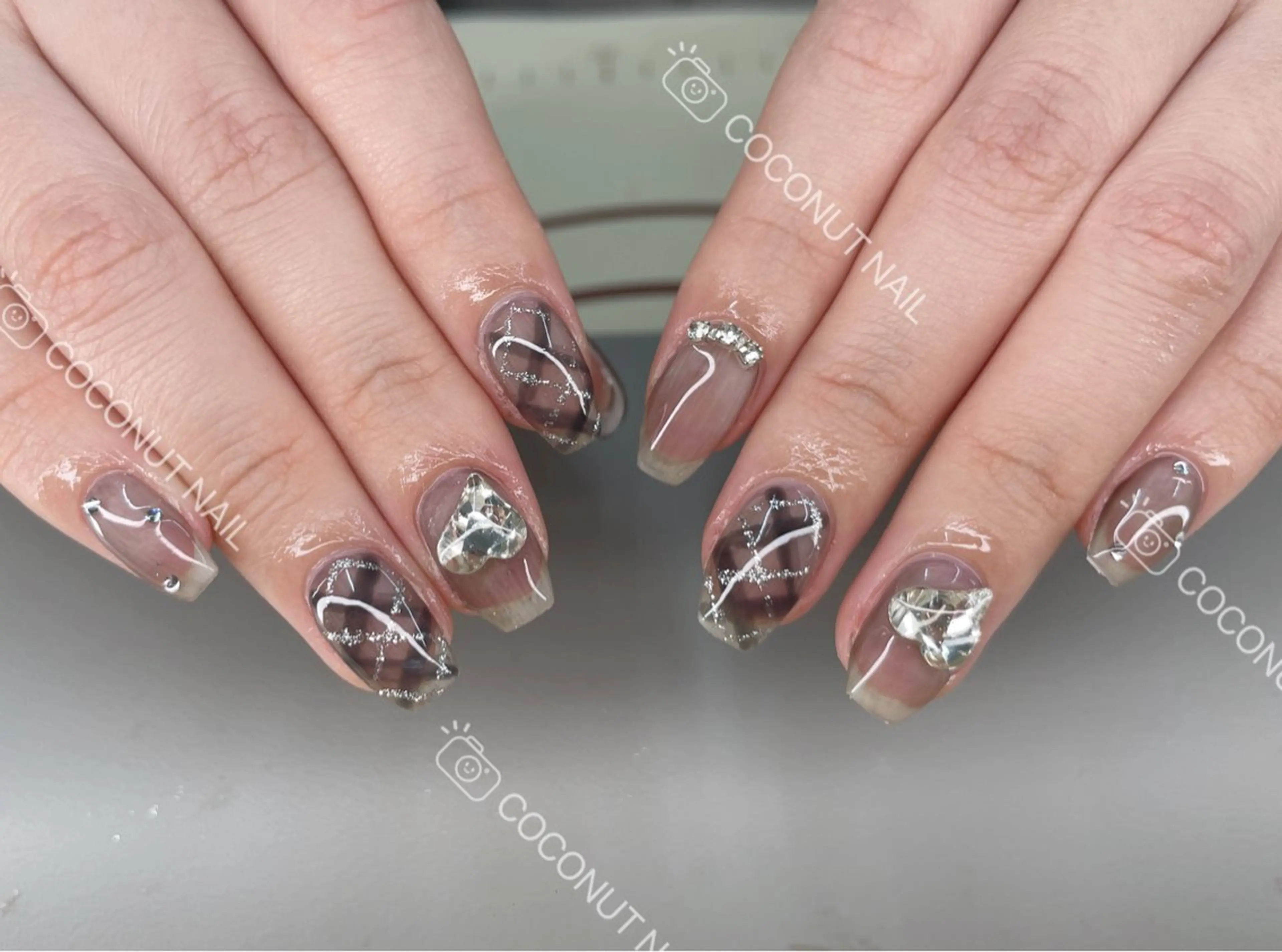 ネイル ハンドネイル 神田 ココナッツのネイルデザイン