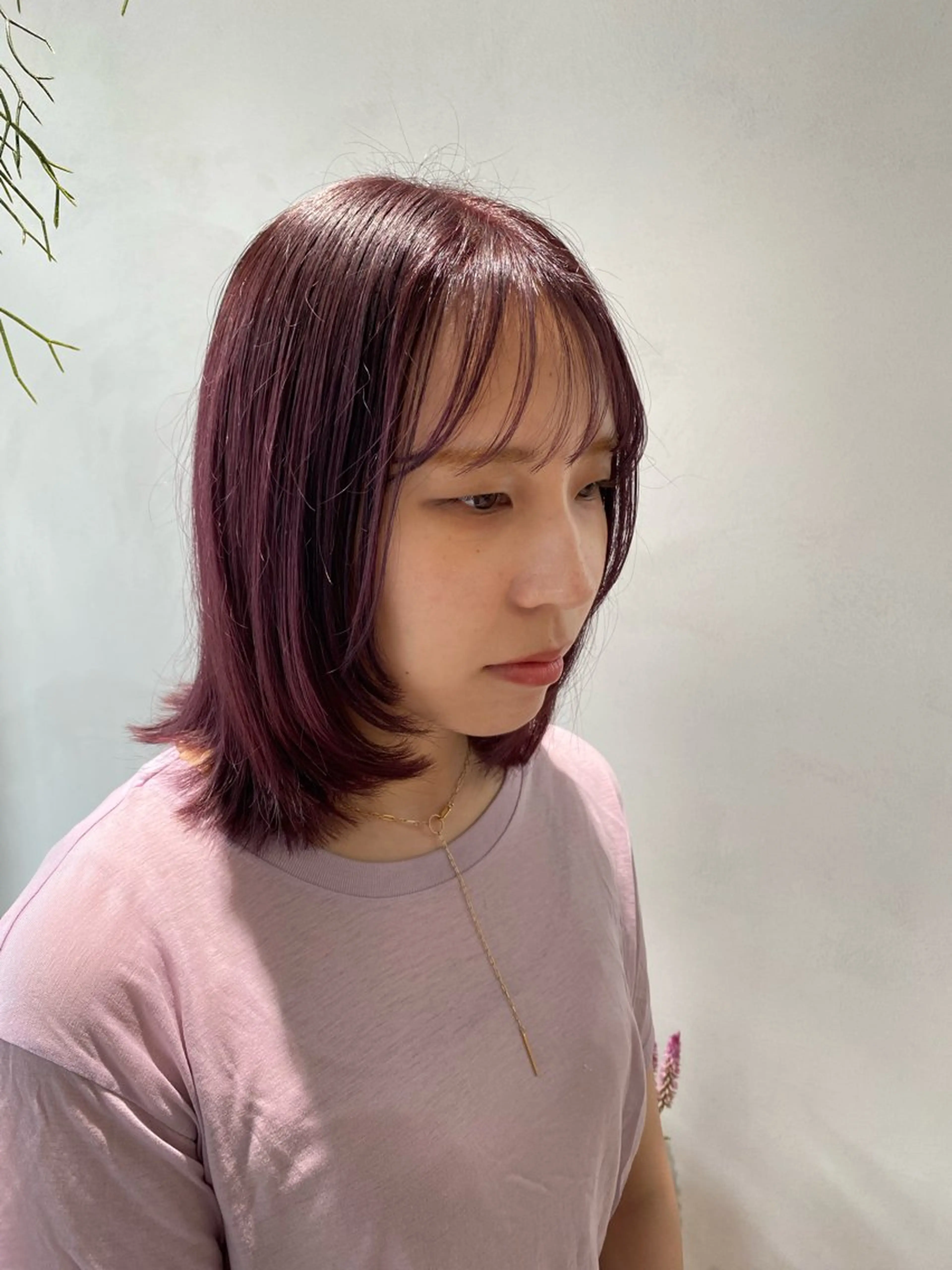 ミディアム パープルカラー カット ヘアカラー トリートメント 🪻花屋併設🪻秀島 有紀のヘアスタイル