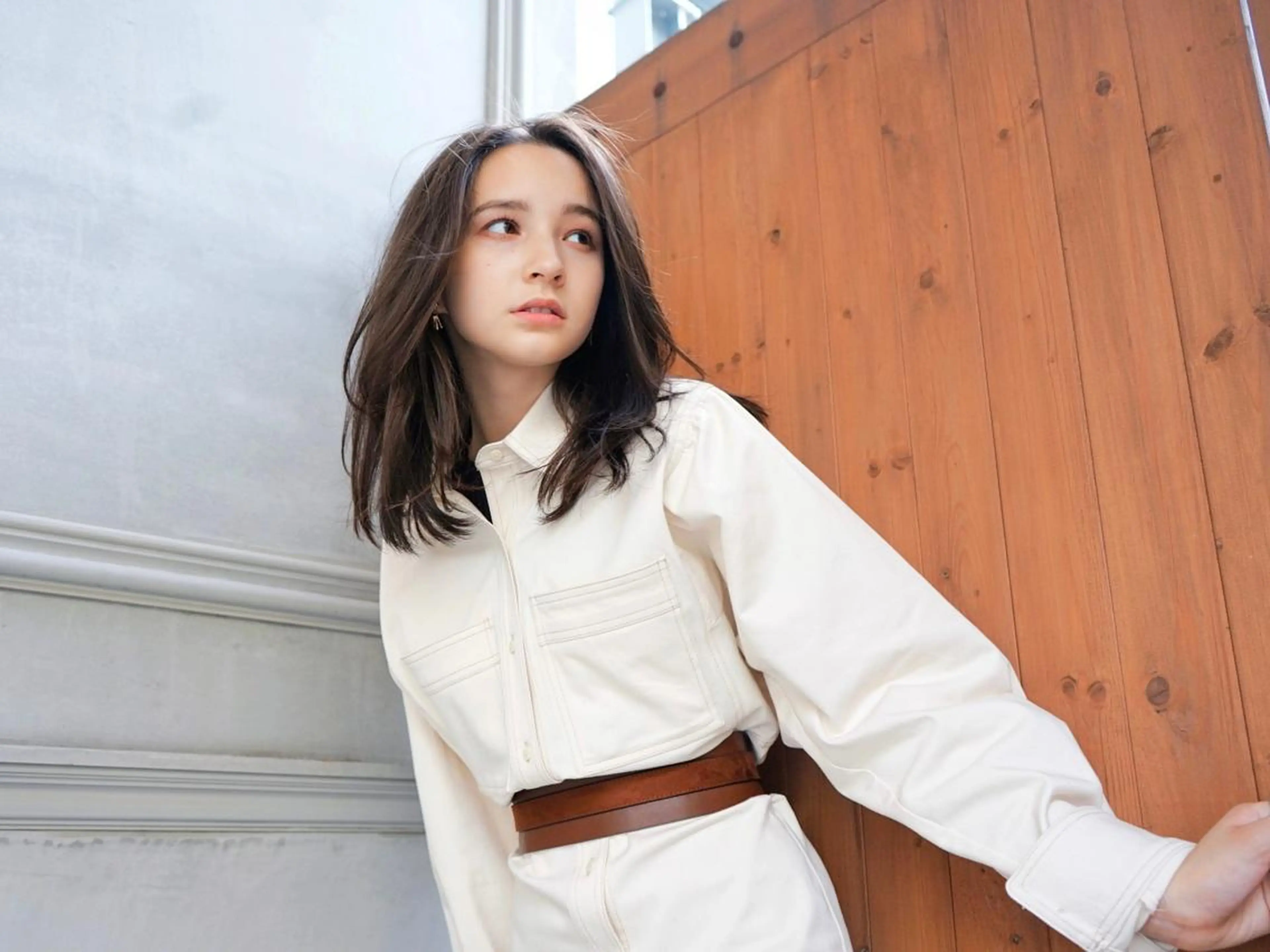 セミロング カラー パーマ ヘアアレンジ アディクシーカラー アッシュ バレイヤージュ ベージュカラー ブリーチ newi grande 横浜店のヘアスタイル