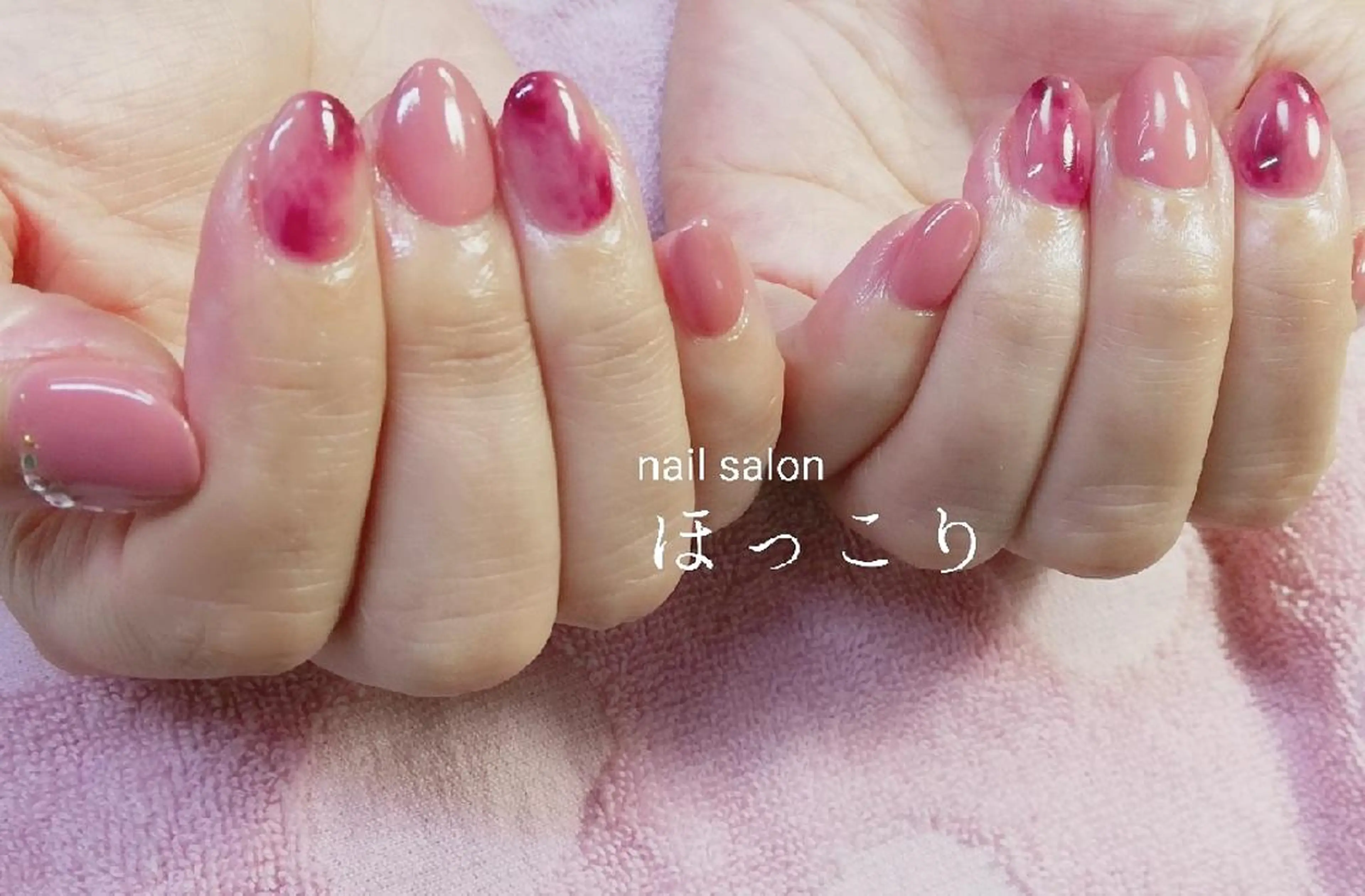 ネイル ストーンネイル ネイルサロンほっこり kanaのネイルデザイン