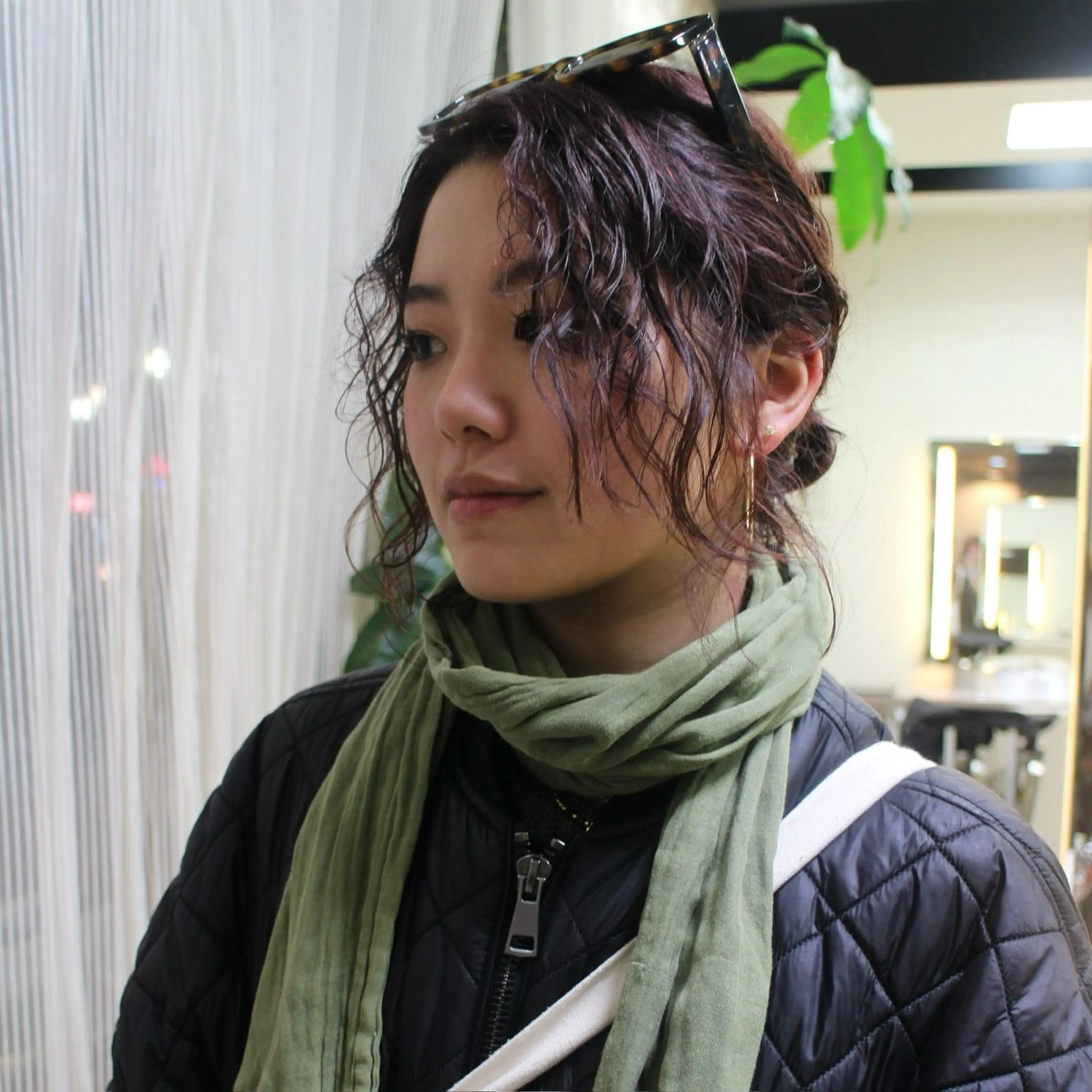 セミロング カラー パーマ カーリーパーマ/ 透明ｶﾗｰ/MIKUのヘアスタイル