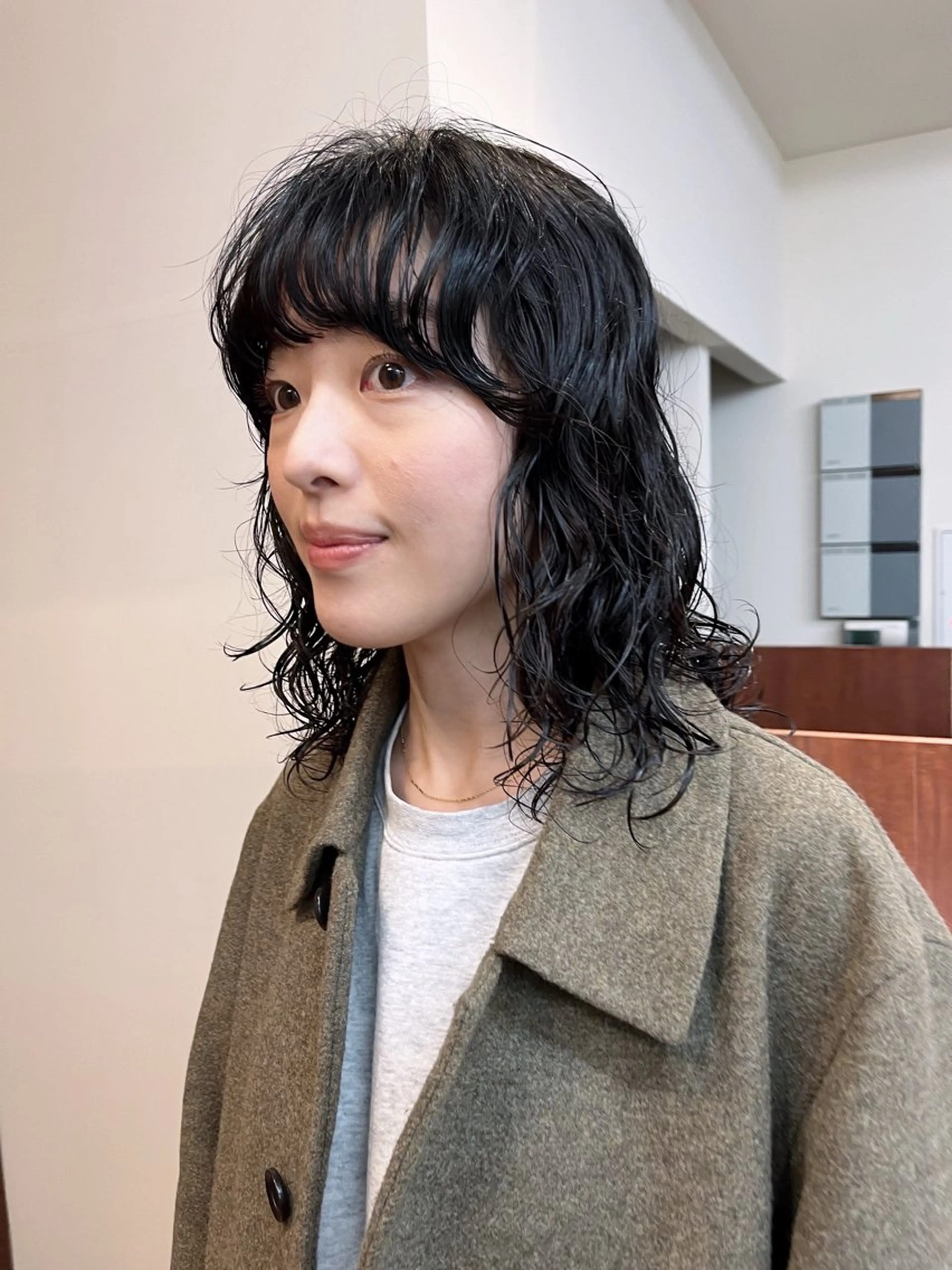 ミディアム パーマ ミディアムパーマ ワイドバング カット パーマ ボブパーマ/パーマ ウルフパーマのヘアスタイル