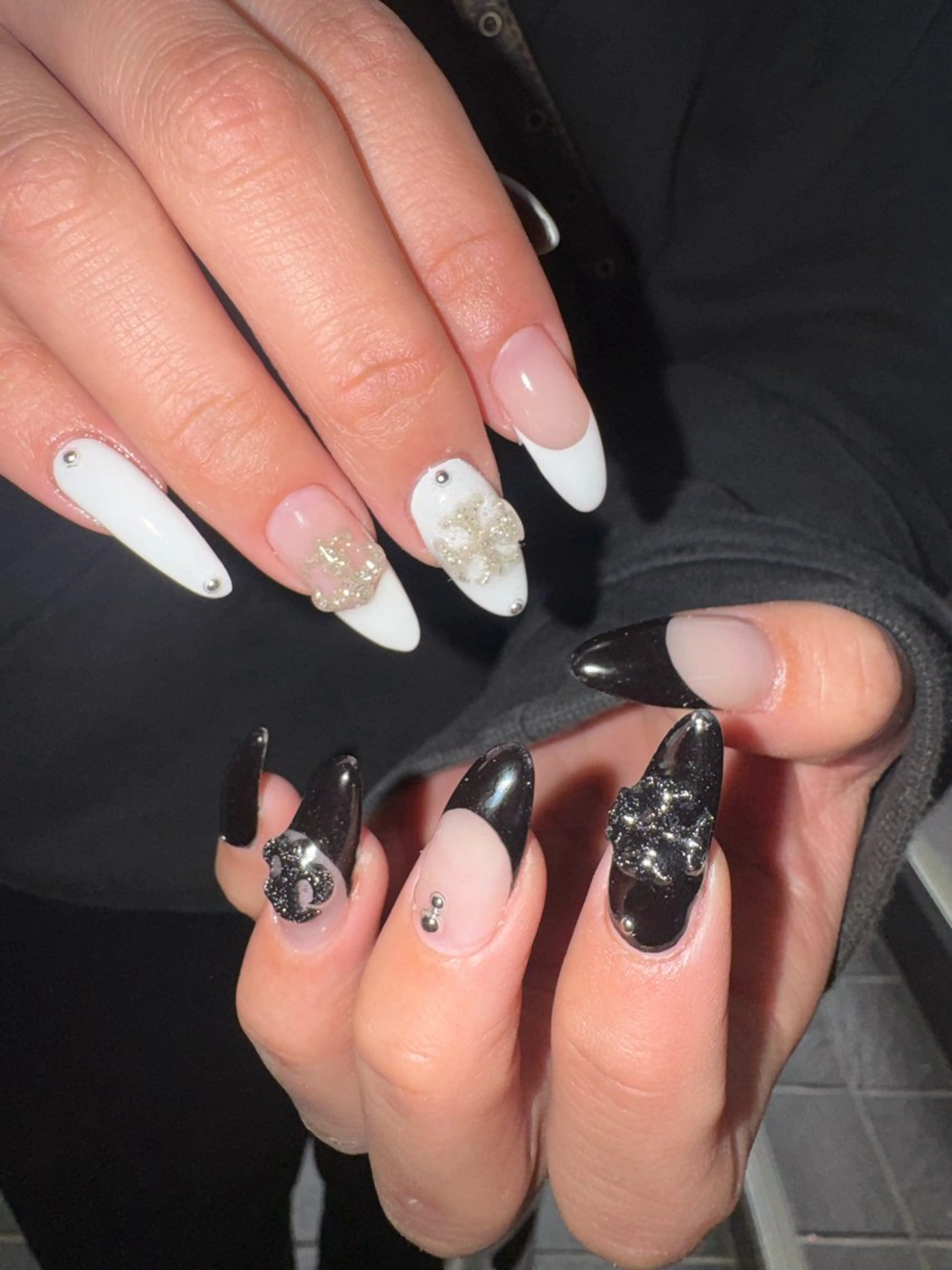 ネイル ハンドネイル フットネイル MITSUKI🪡 海外/個性派/ロングのネイルデザイン