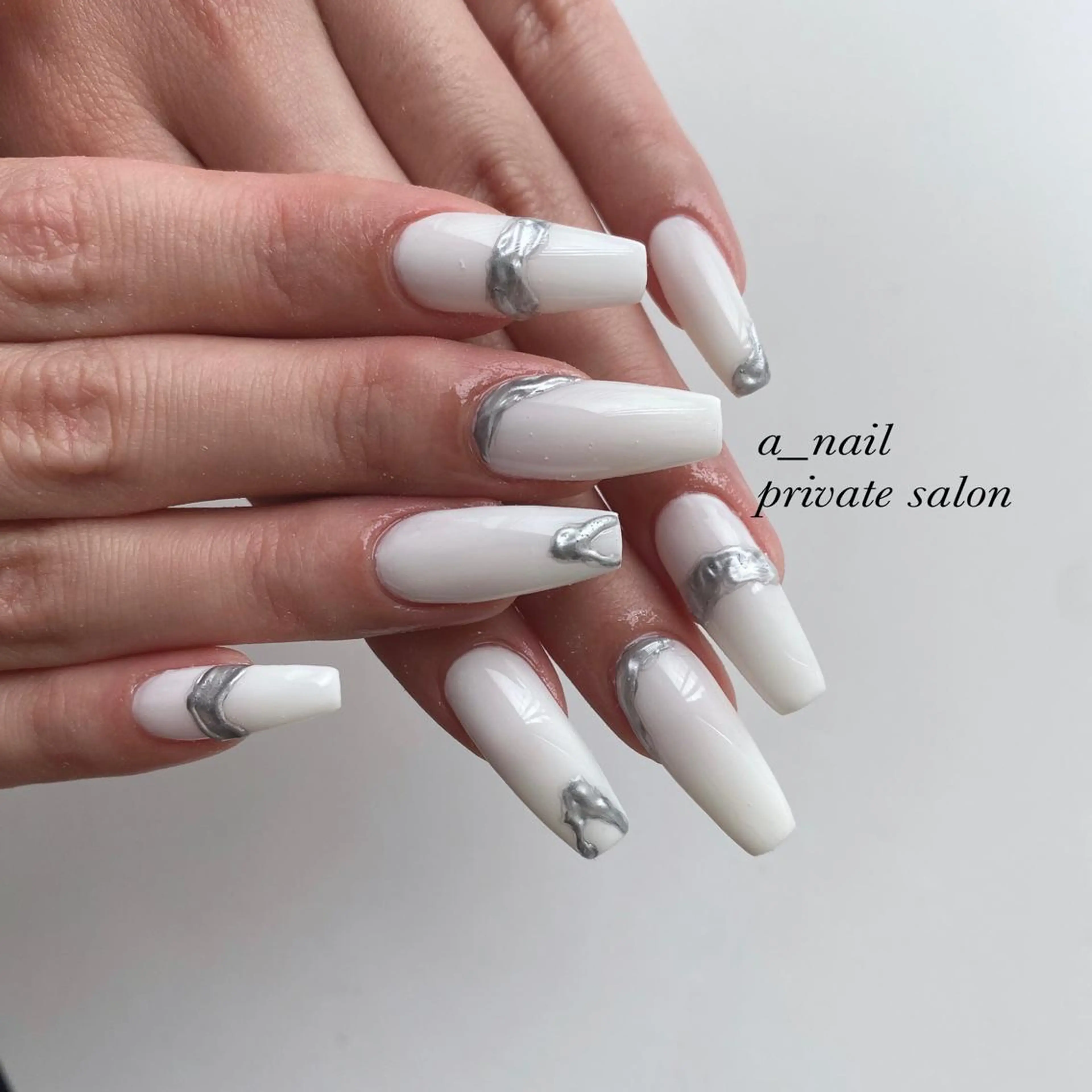 ネイル アニマル柄 フレンチネイル ジェルネイル 氷ネイル・うるうるネイル レース 菅 恵奈のネイルデザイン