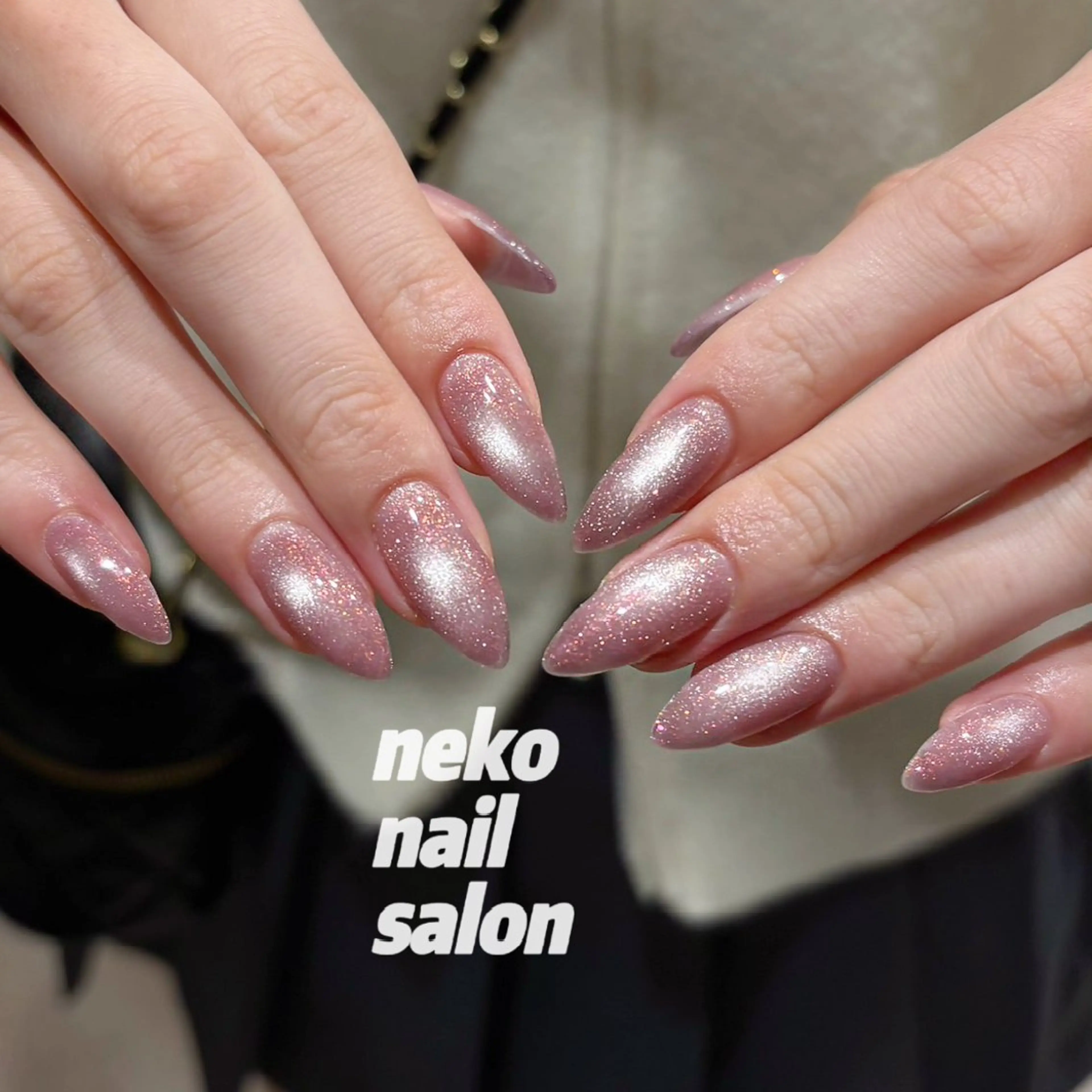 ネイル キラキラネイル マグネットネイル ハンドネイル neko nail所属・neko nailのネイルデザイン
