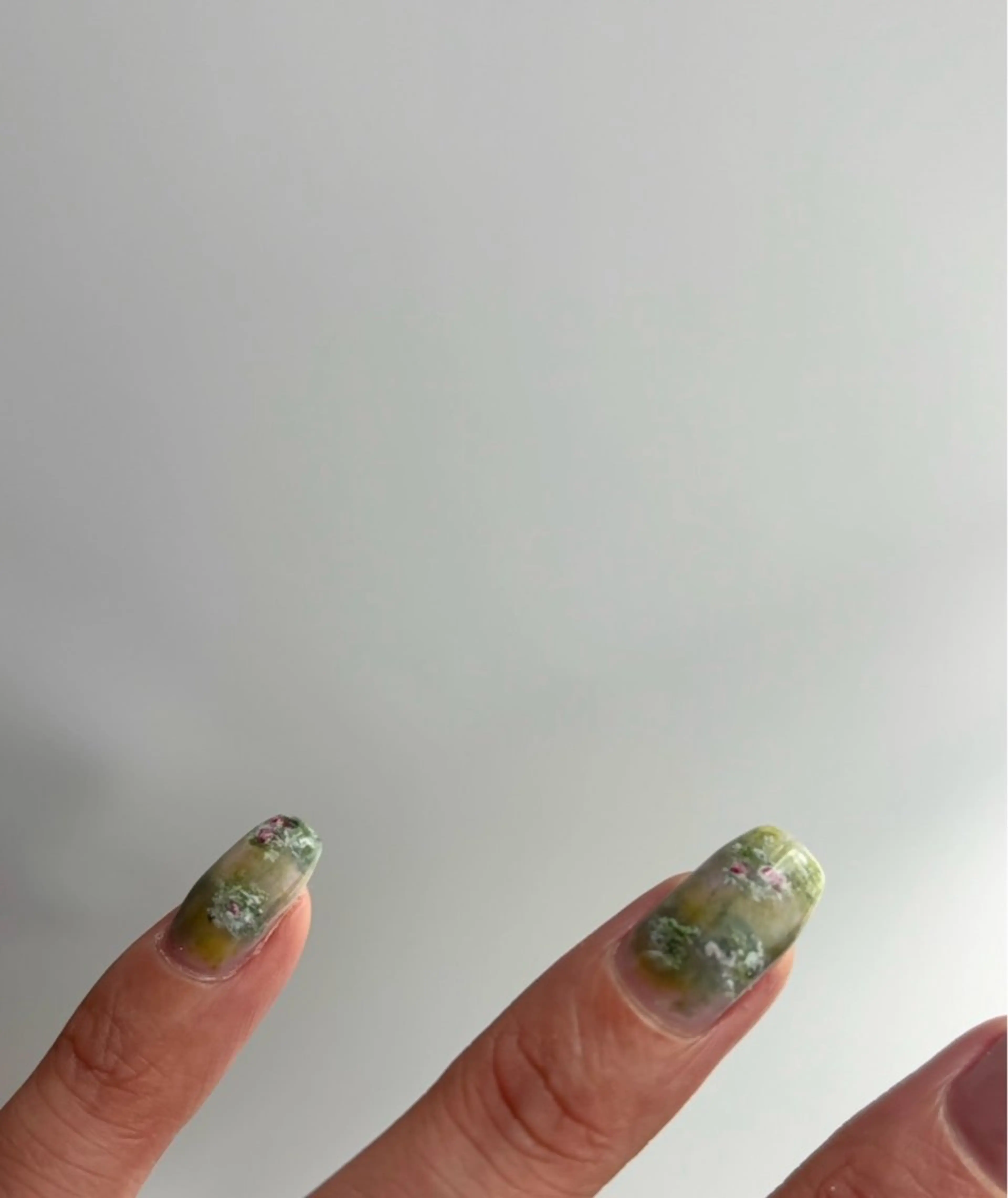 ネイル アートネイル グリーン ハンドネイル Elio所属・Elio 国泰寺のネイルデザイン