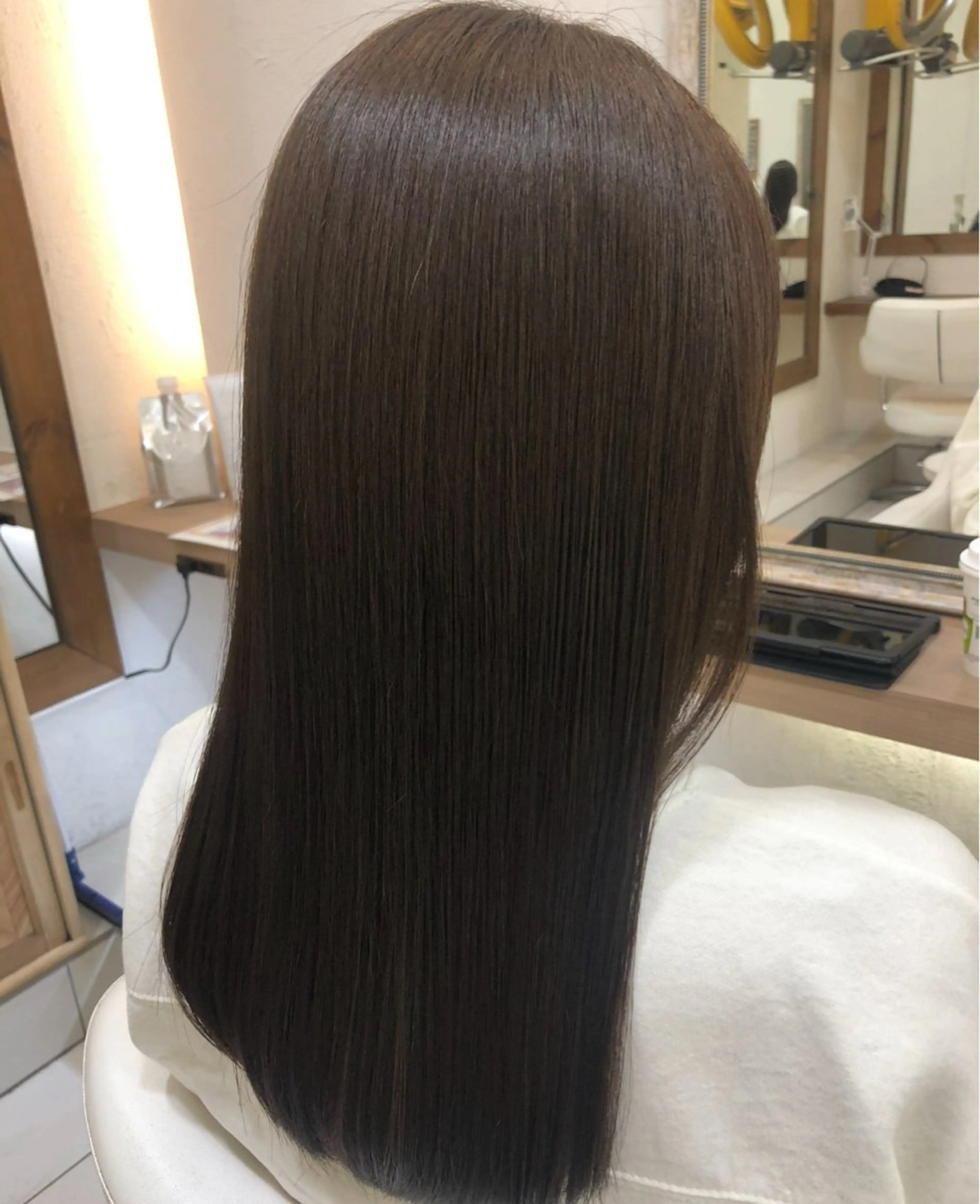 セミロング カラー 髪質改善/縮毛矯正 ササキナツミのヘアスタイル