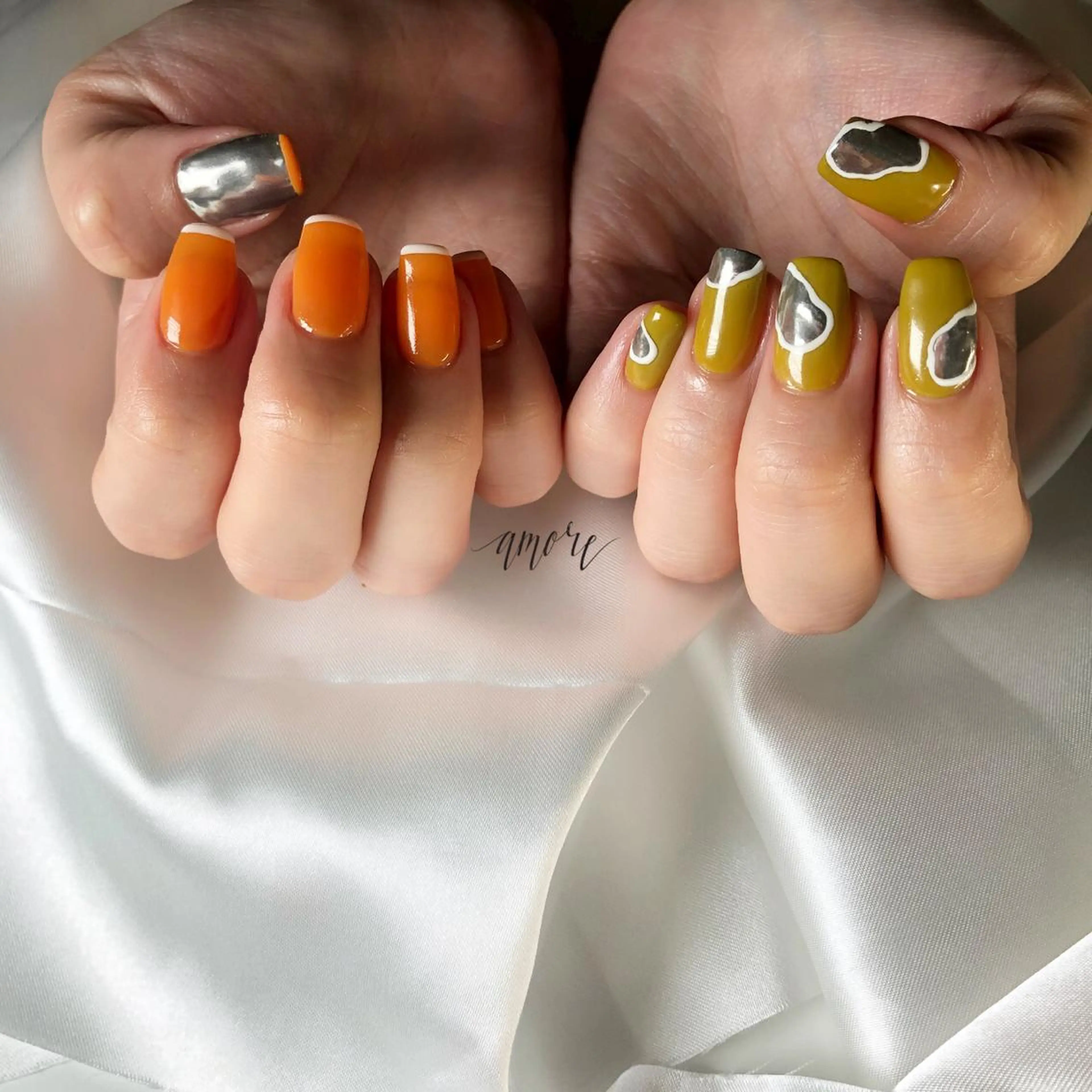 ネイル ジェルネイル 氷ネイル・うるうるネイル マグネットネイル ミラーネイル ニュアンスネイル You kyehwaのネイルデザイン